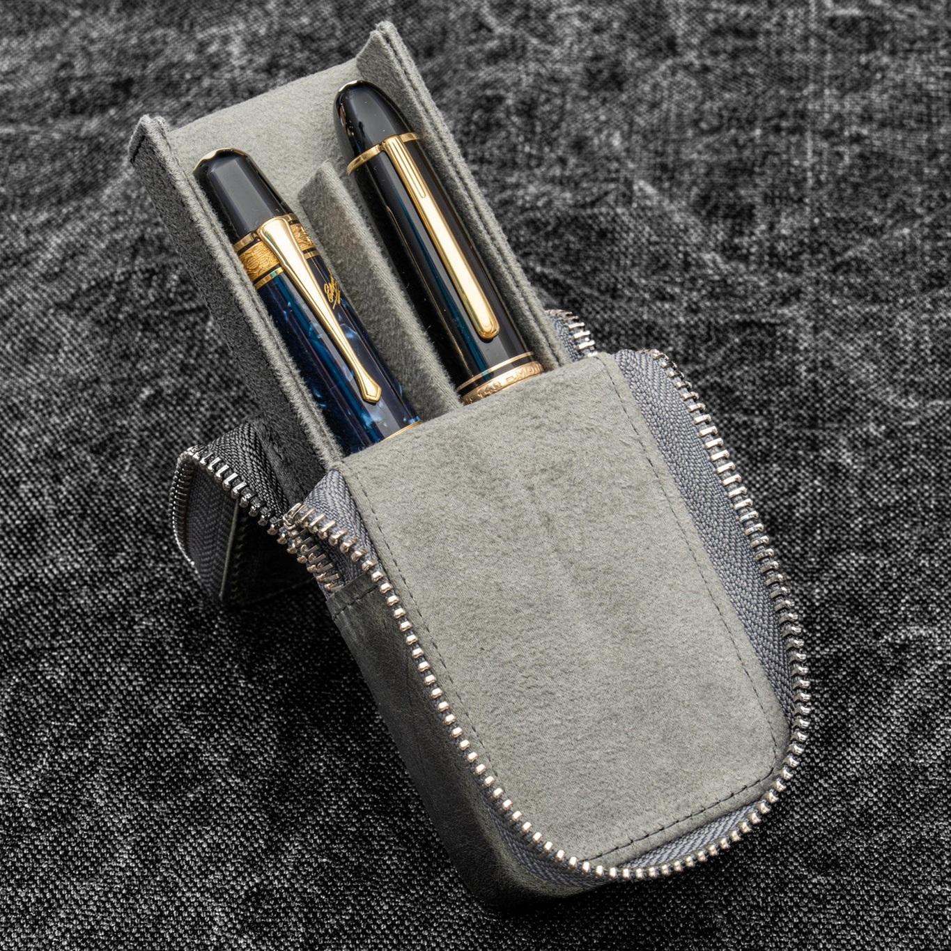 Galen Leather Magnum Opus Zippered 2 Slots Crazy Horse Smoky Hard Pen Case