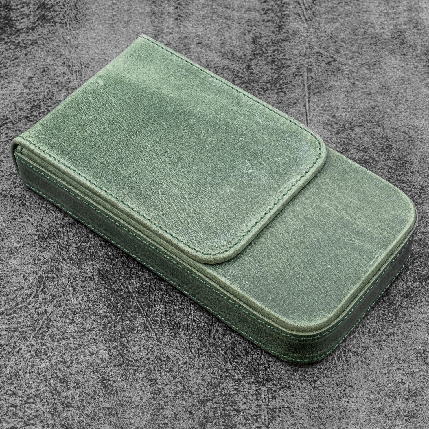 Galen Leather Magnum Opus 3 Slots Crazy Horse Forest Green Hard Pen Case