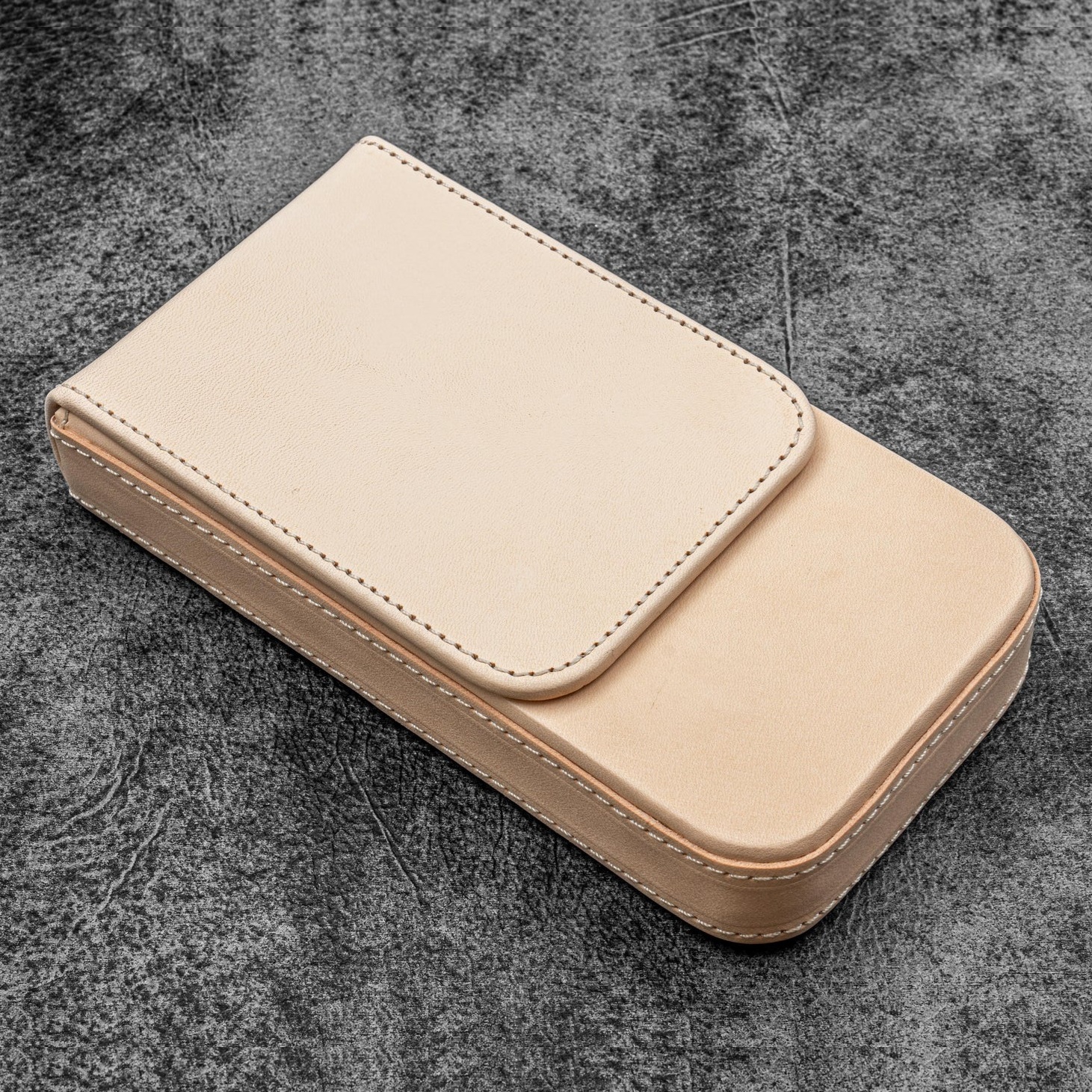 Galen Leather Magnum Opus 3 Slots Undyed Hard Pen Case