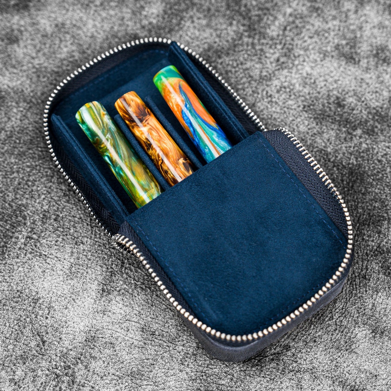 Galen Leather Magnum Opus Zippered 3 Slots Crazy Horse Navy Hard Pen Case