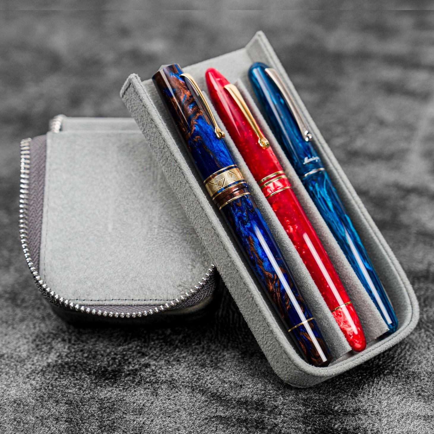 Galen Leather Magnum Opus Zippered 3 Slots Crazy Horse Smoky Hard Pen Case