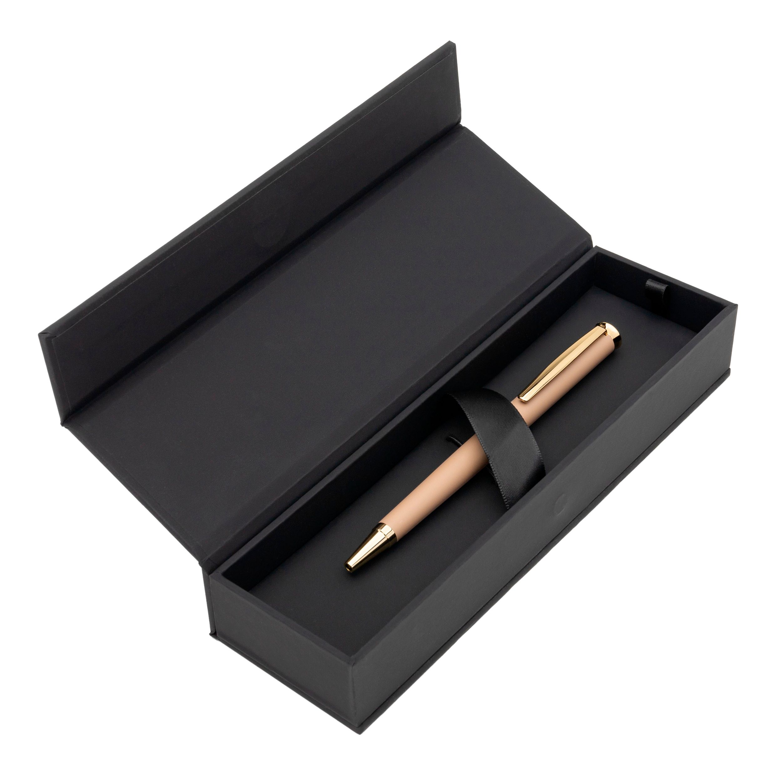 Hugo Boss Sophisticated Gold Diamond Ballpoint Hugo Boss Sophisticated Gold Diamond Ballpoint
