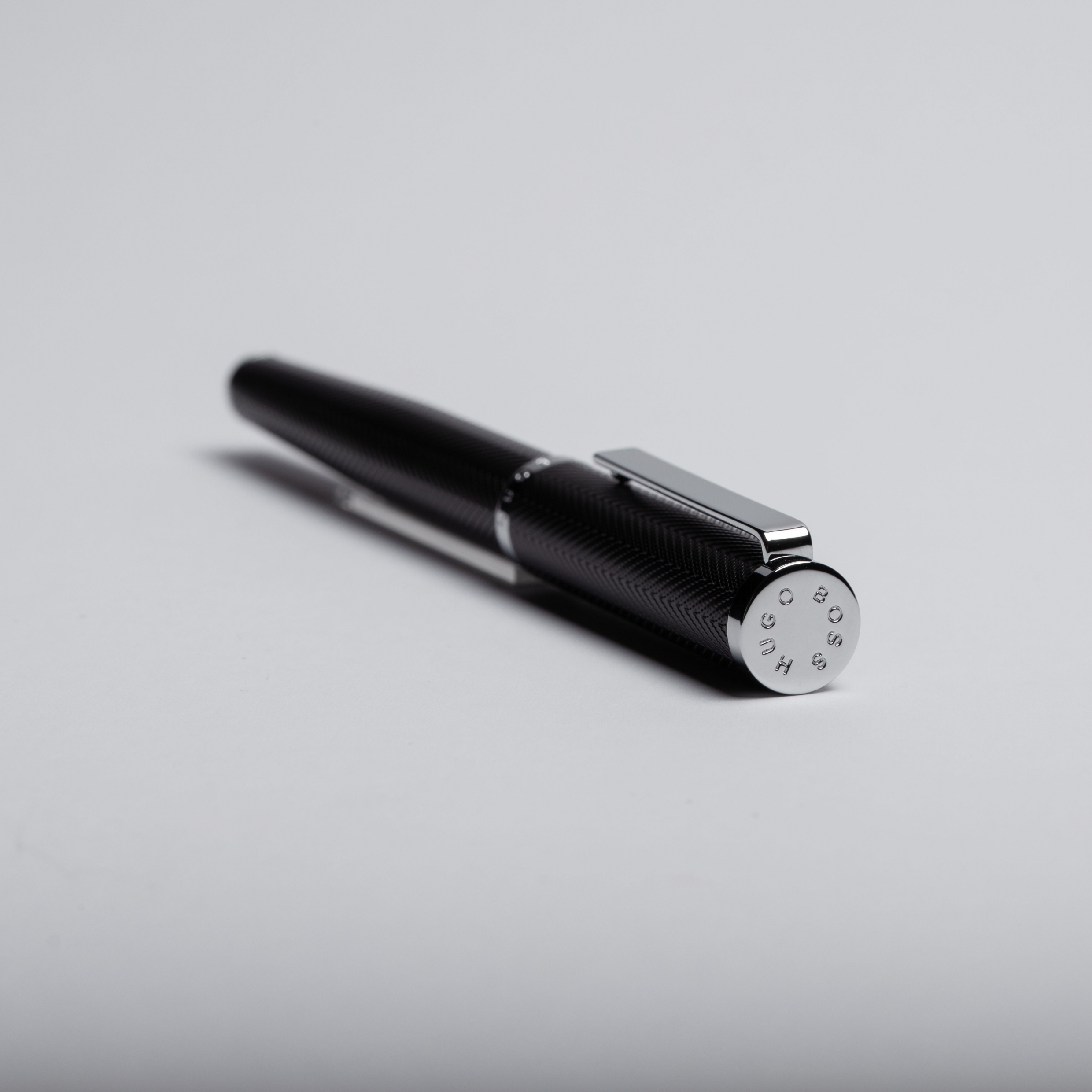 Hugo Boss Formation Herringbone Chrome Fountain pen