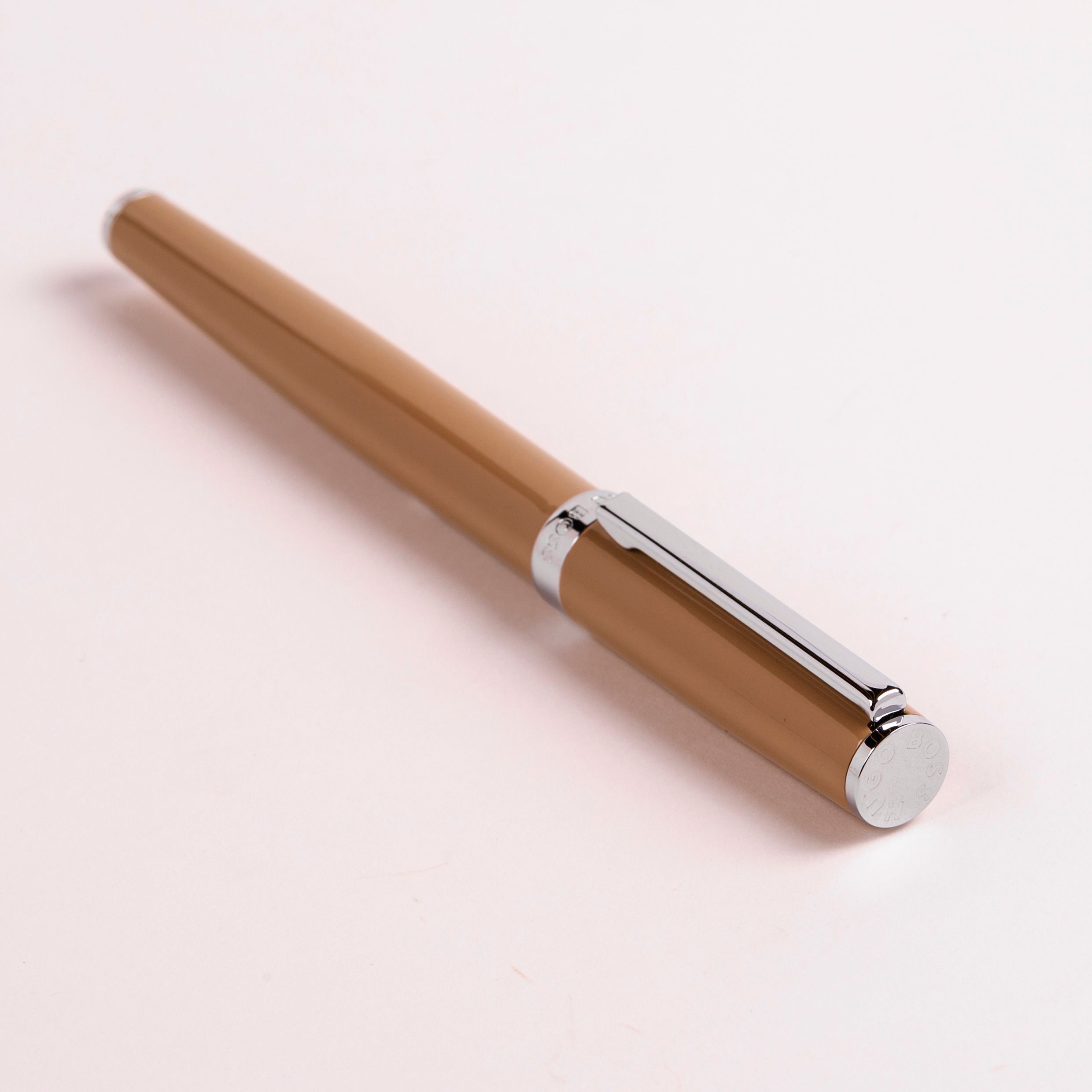 Hugo Boss Gear Icon Camel Rollerball Hugo Boss Gear Icon Camel Rollerball