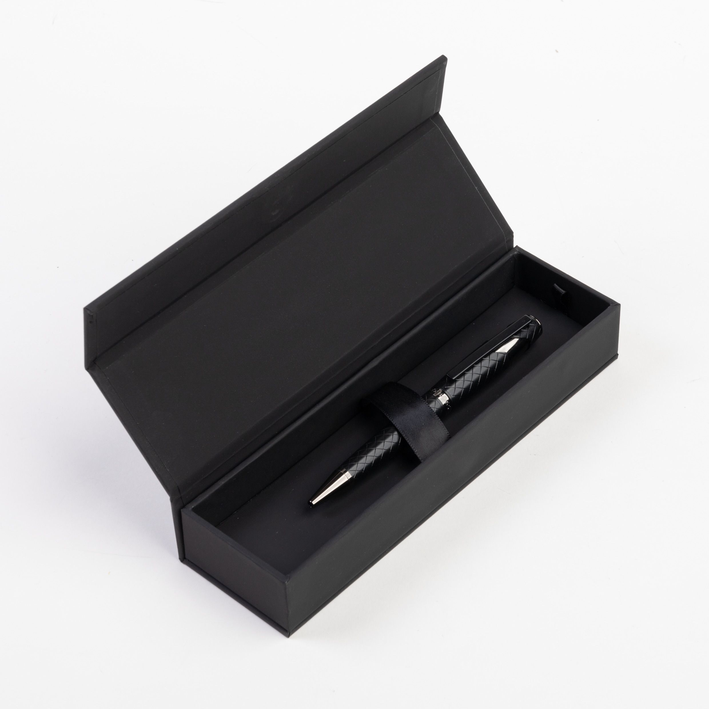 Hugo Boss Chevron Black Ballpoint Hugo Boss Chevron Black Ballpoint
