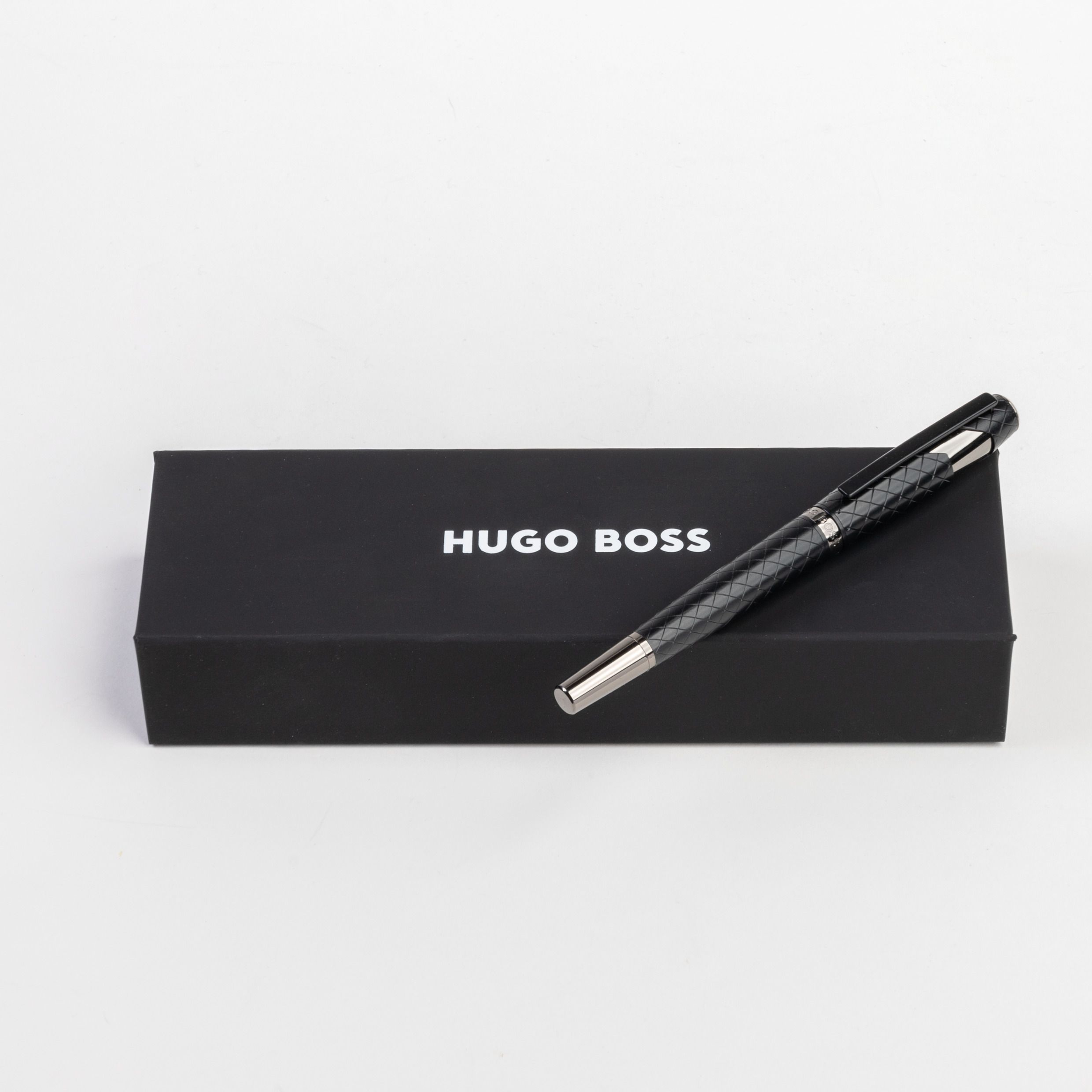 Hugo Boss Chevron Black Rollerball Hugo Boss Chevron Black Rollerball