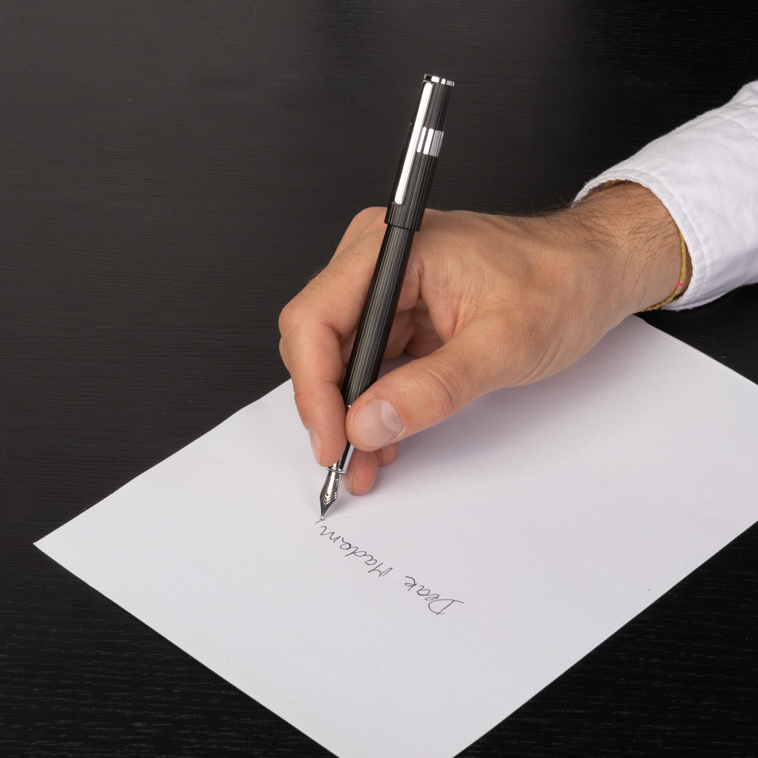 Hugo Boss Gear Ribs Black Fountain pen