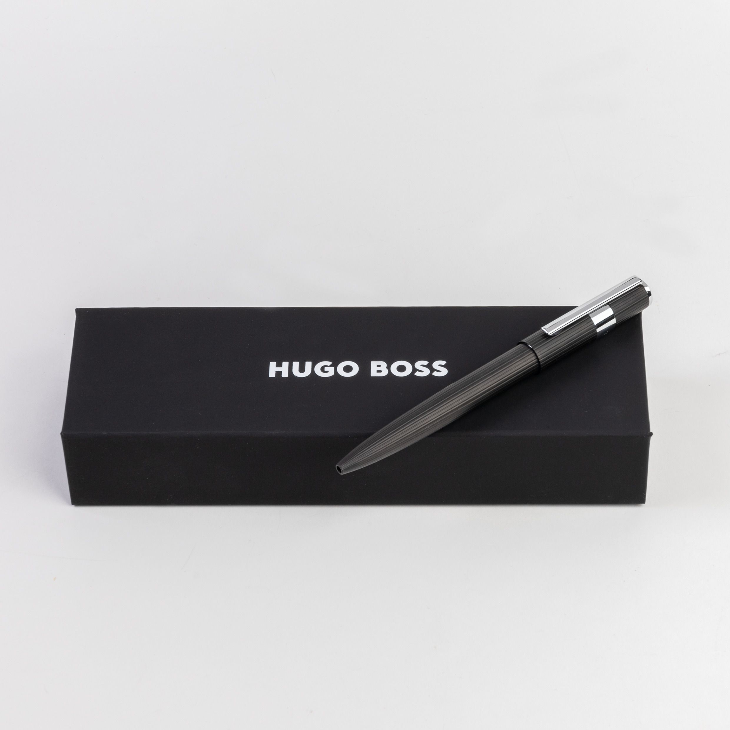 Hugo Boss Gear Ribs Black Stylo Bille