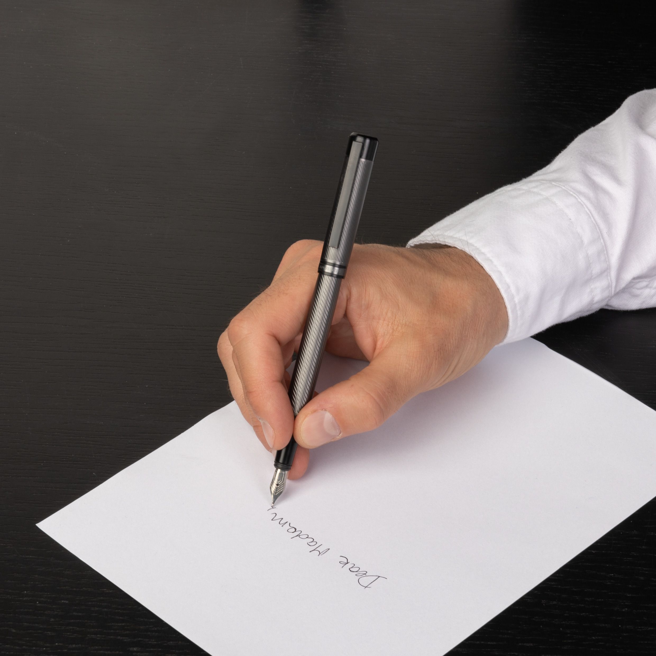 Hugo Boss Filament Gunmetal Pióro wieczne