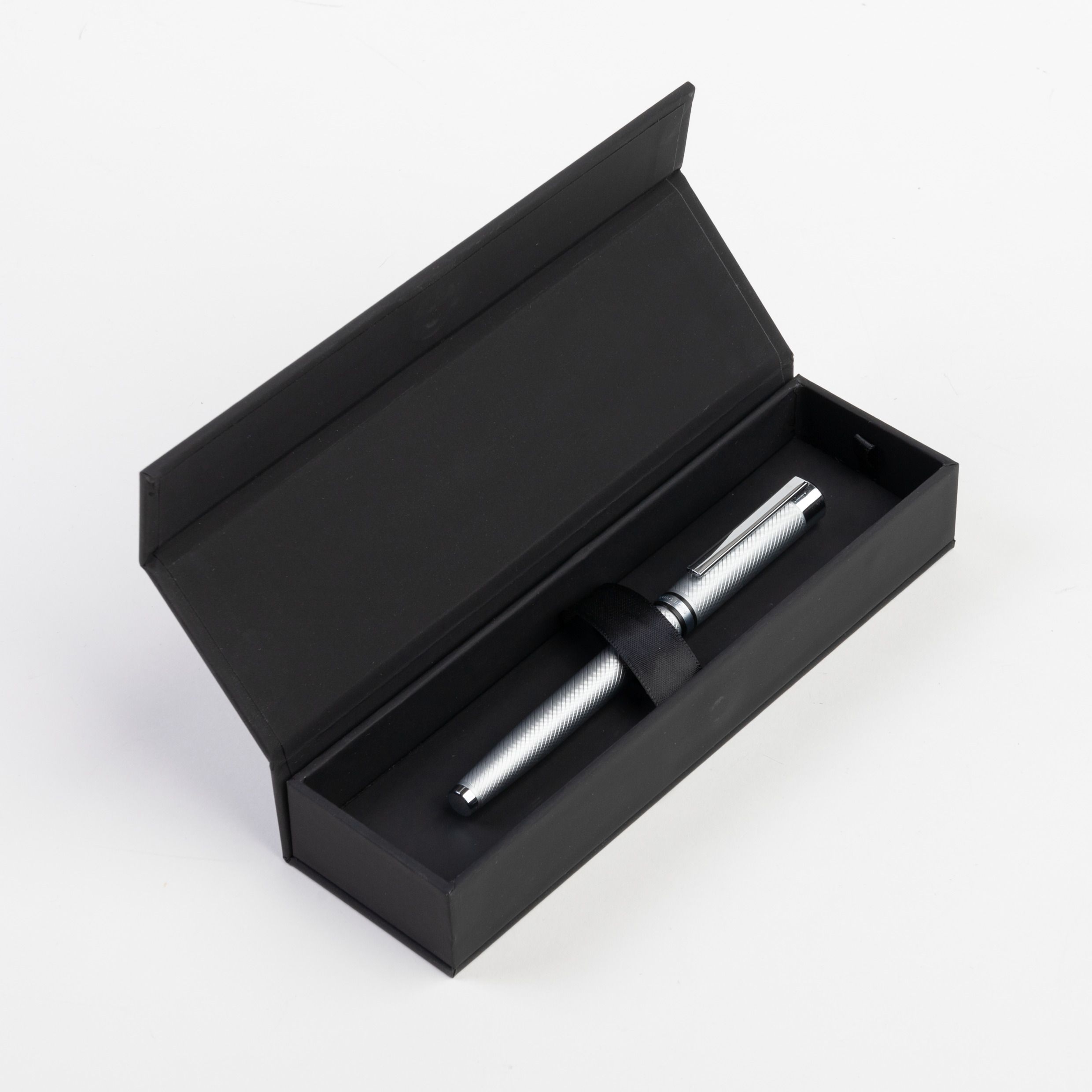 Hugo Boss Filament Chrome Rollerball Hugo Boss Filament Chrome Rollerball