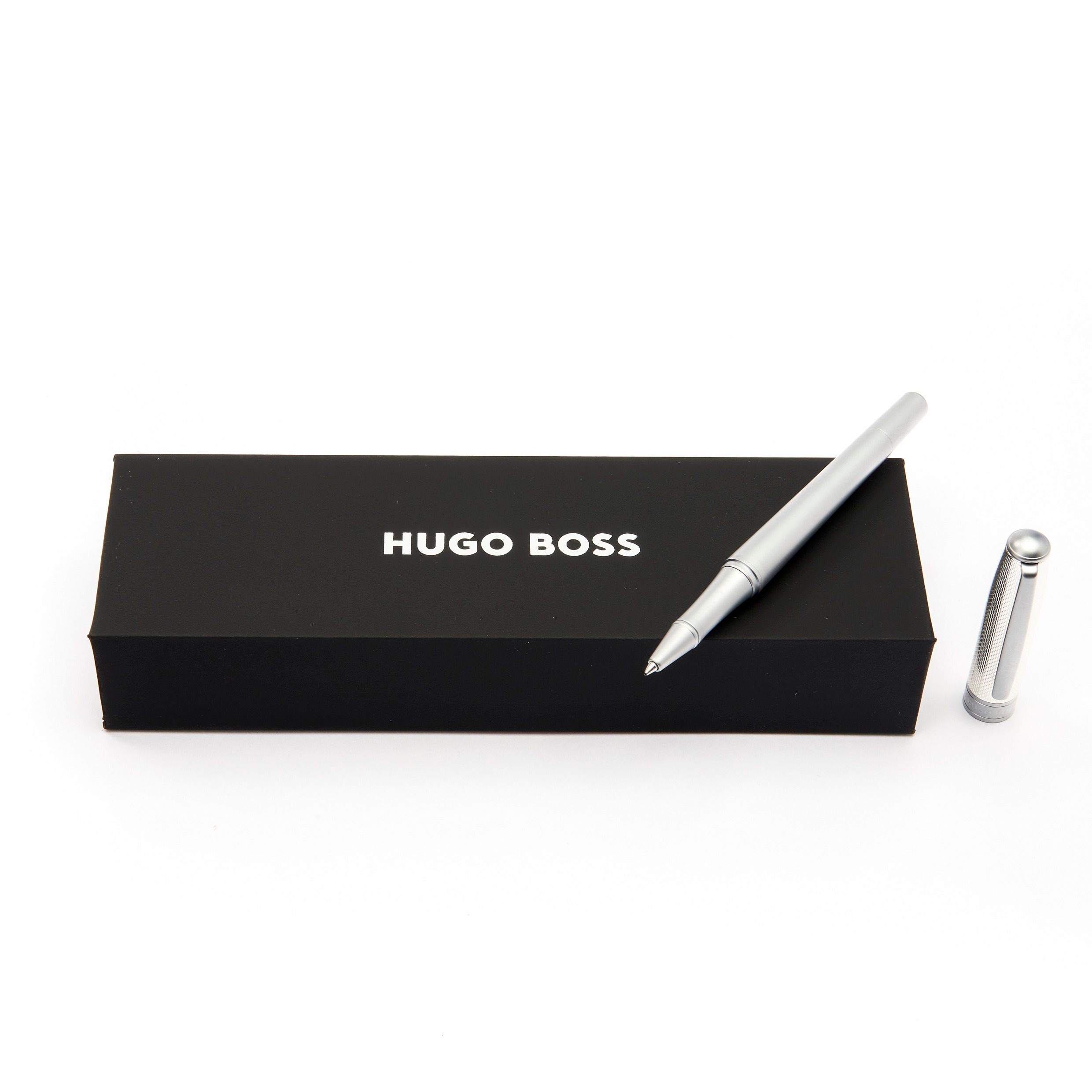 Hugo Boss Essential Silver Rollerball Hugo Boss Essential Silver Rollerball