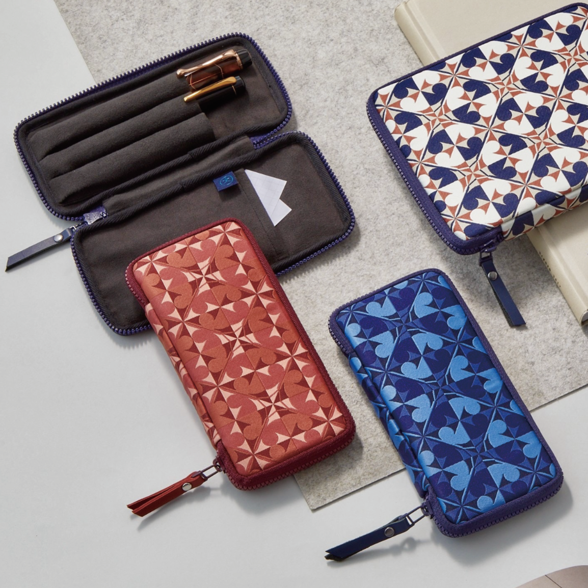 Kyoku Haku Archeology White Zippered Penetui (3-delig)