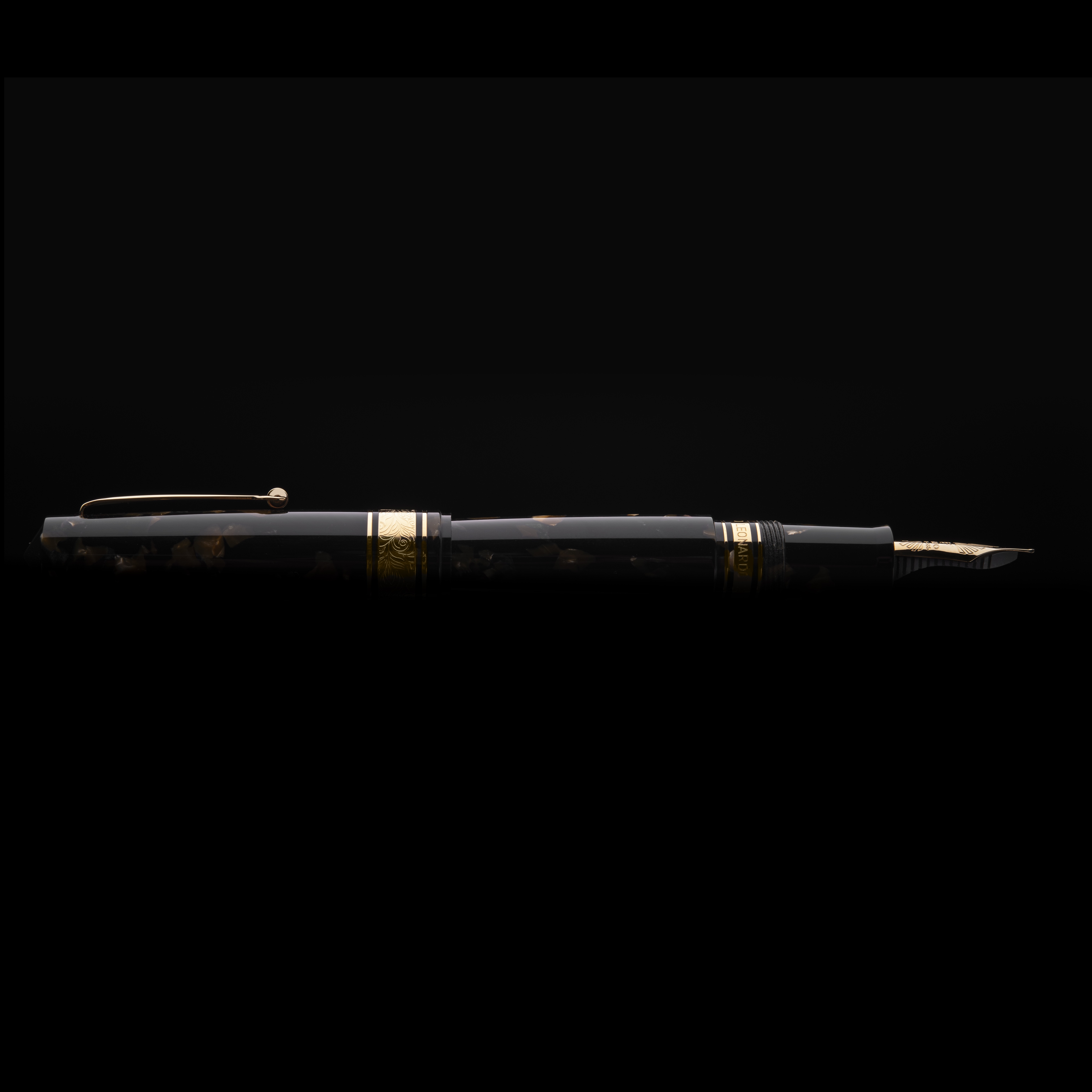 Leonardo Cinquantesimo 50th Anniversary Federico Celluloid RGT Fountain pen Leonardo Cinquantesimo 50th Anniversary Federico Celluloid RGT Fountain pen