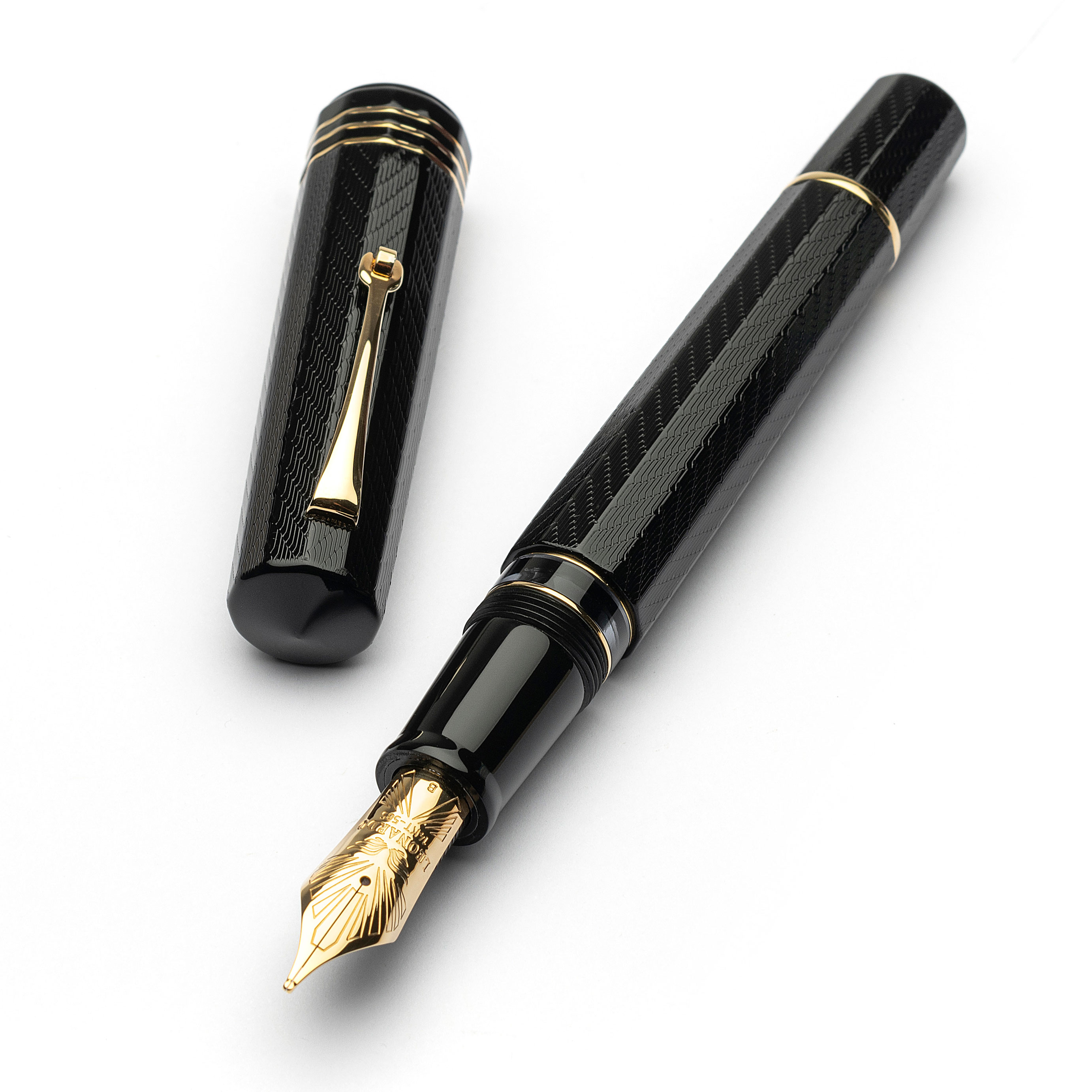 Leonardo Dodici Guillochè GT Fountain pen