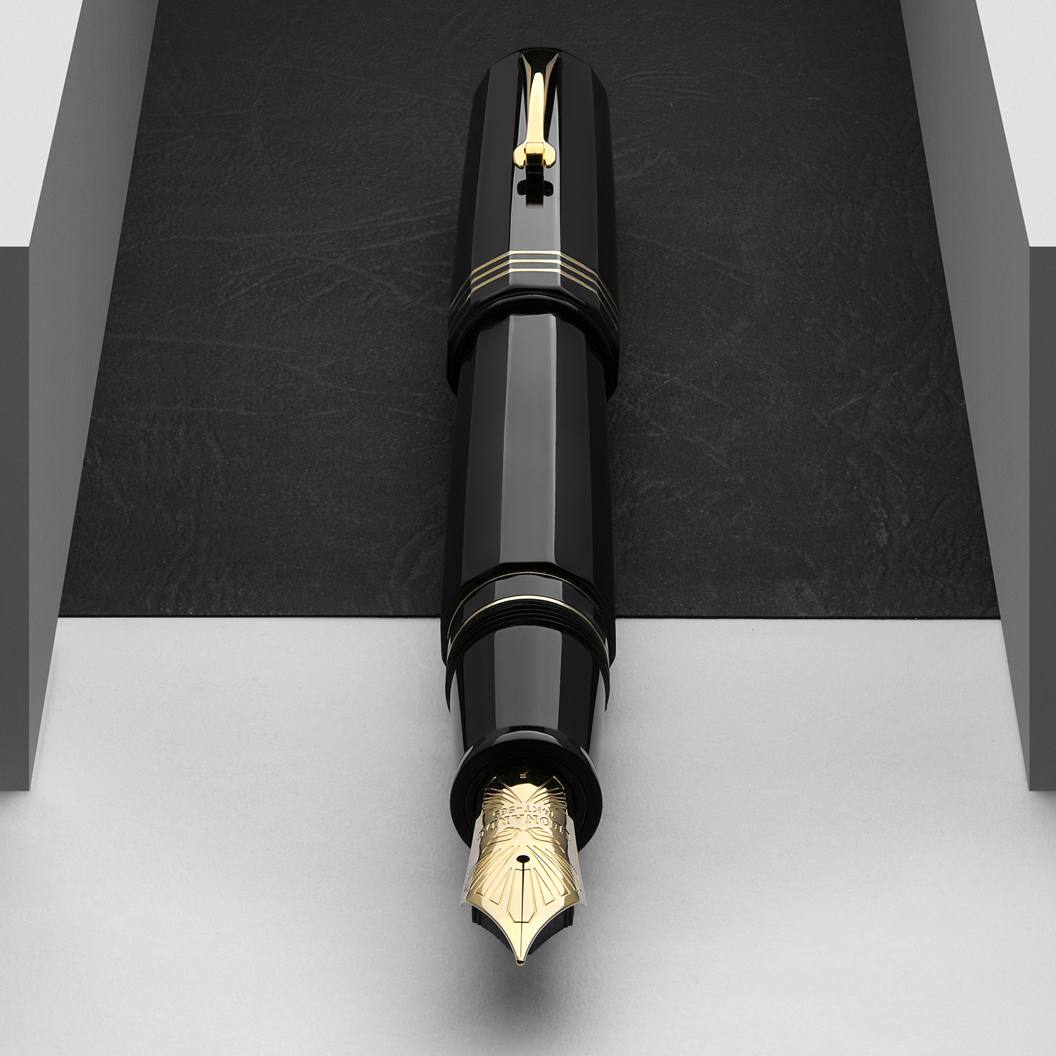 Leonardo Dodici Vulcanica GT Fountain pen Leonardo Dodici Vulcanica GT Fountain pen