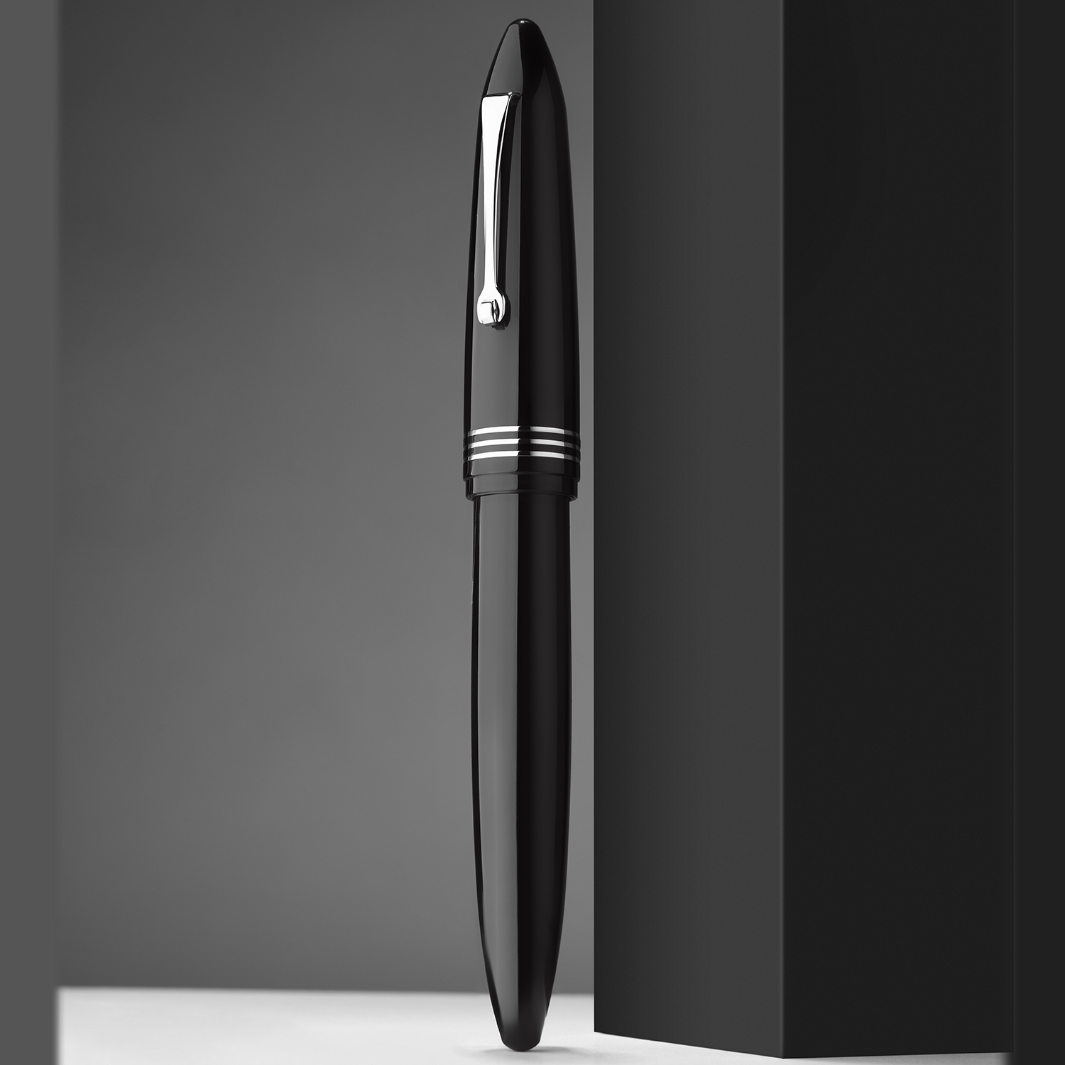 Leonardo Furore Notte di Furore ST Fountain pen