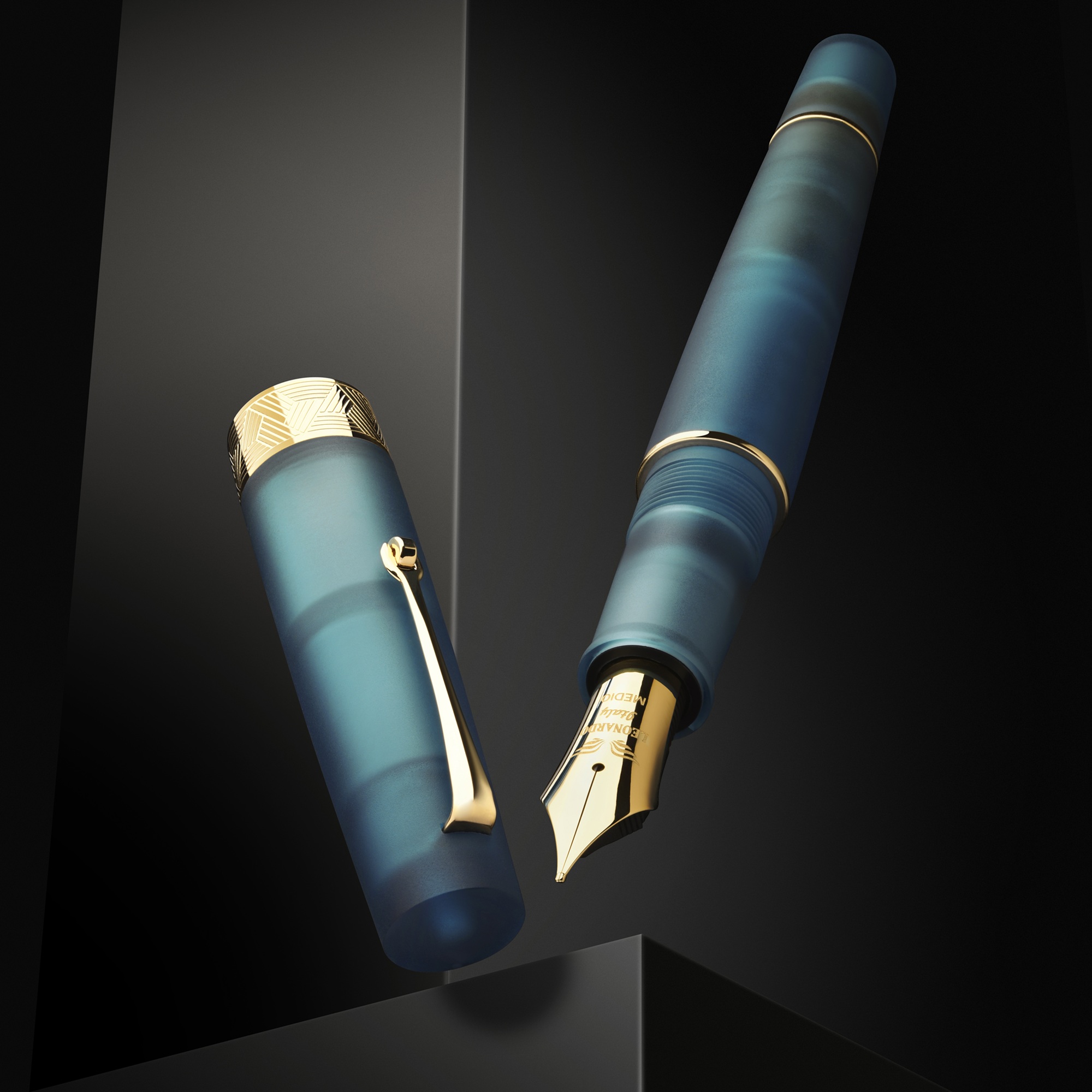 Leonardo Momento Zero Grande Pura Frosted Petrol GT Stylo Plume