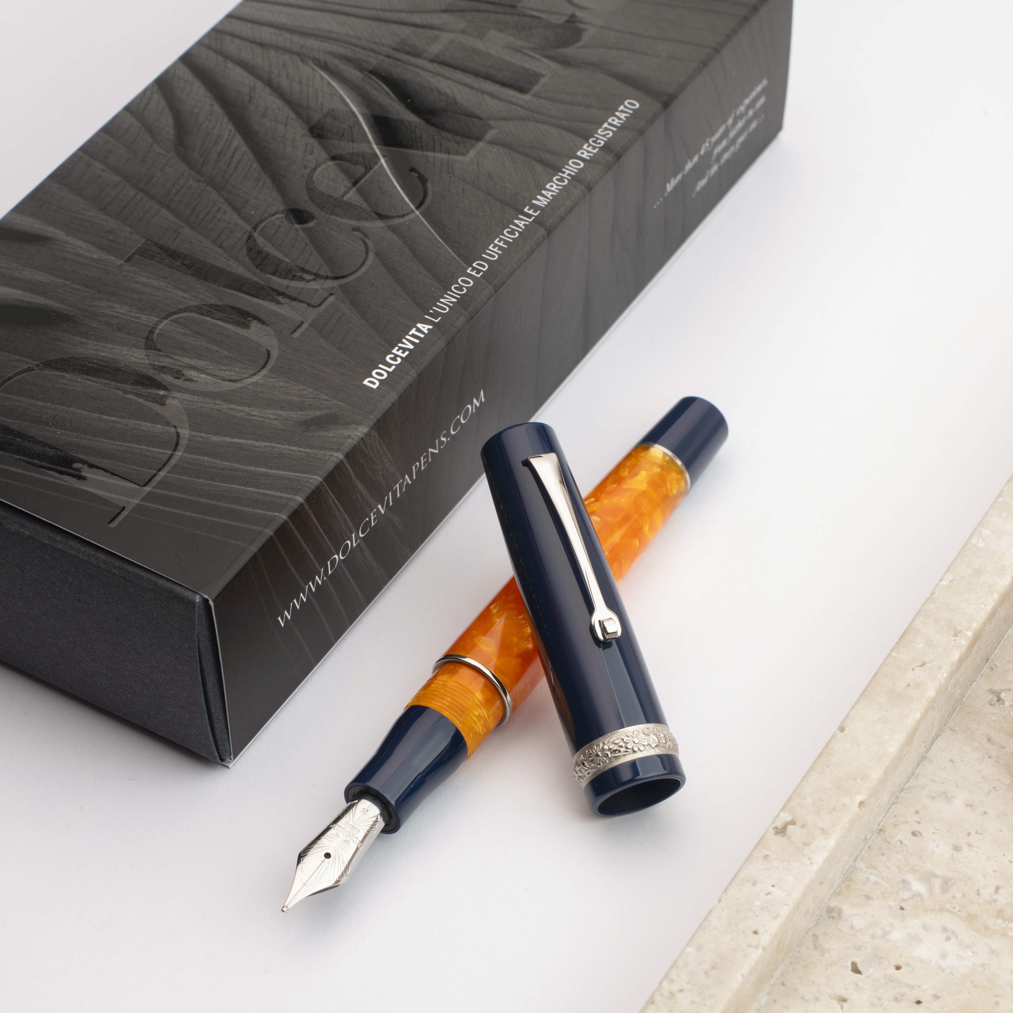 Leonardo Momento Zero Dolcevita Siren ST Fountain pen