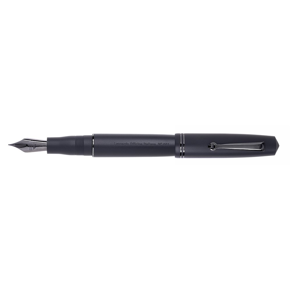 Leonardo Momento Zero Matte All Black Fountain pen