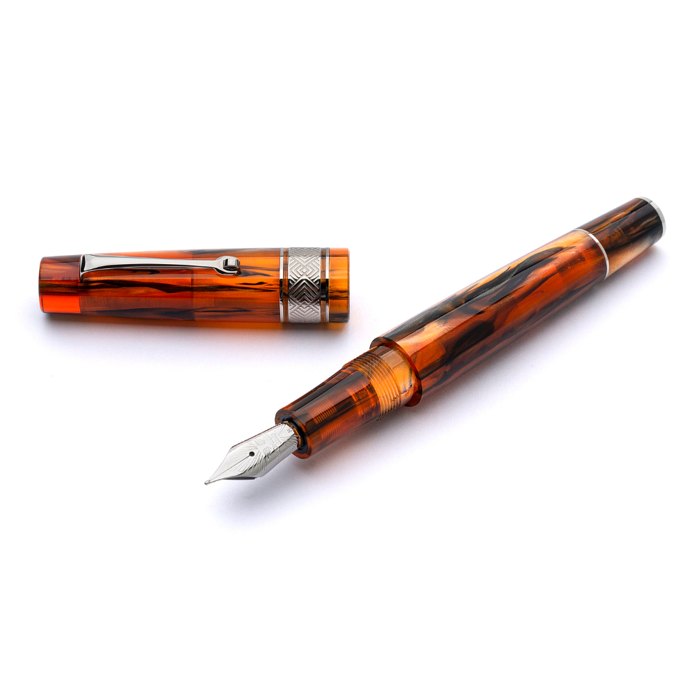 Leonardo Supernova Regular Caramel ST Fountain pen Leonardo Supernova Regular Caramel ST Fountain pen