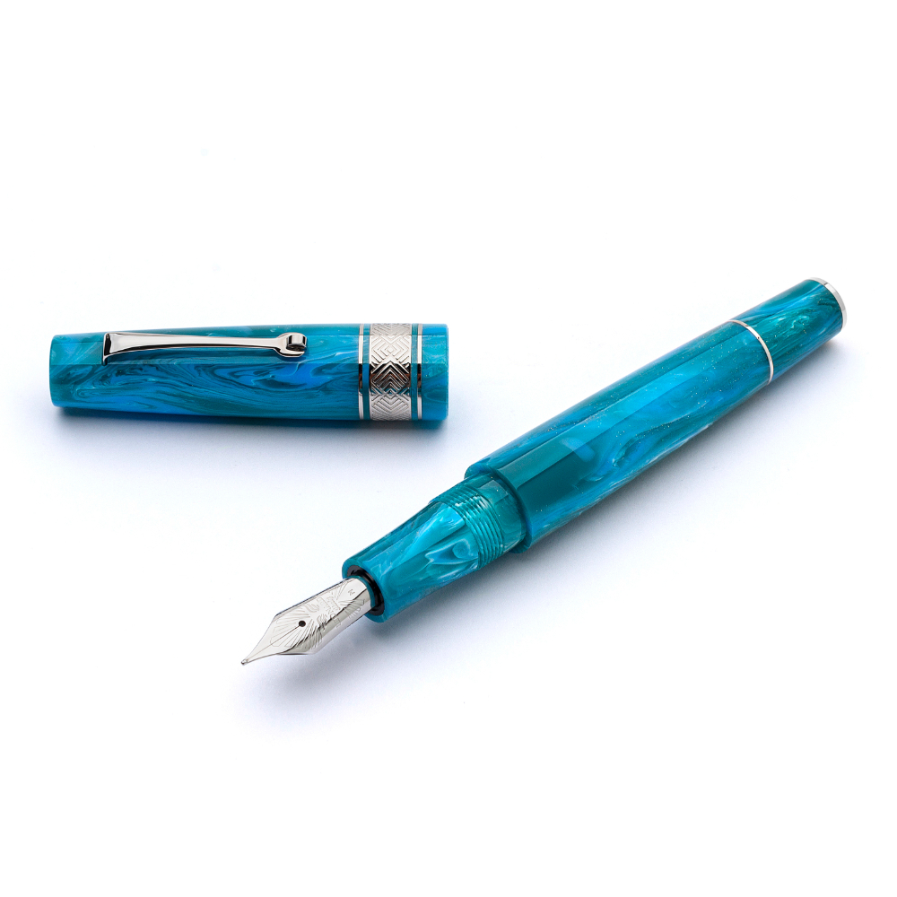 Leonardo Supernova Regular Star Light Blue ST Fountain pen Leonardo Supernova Regular Star Light Blue ST Fountain pen