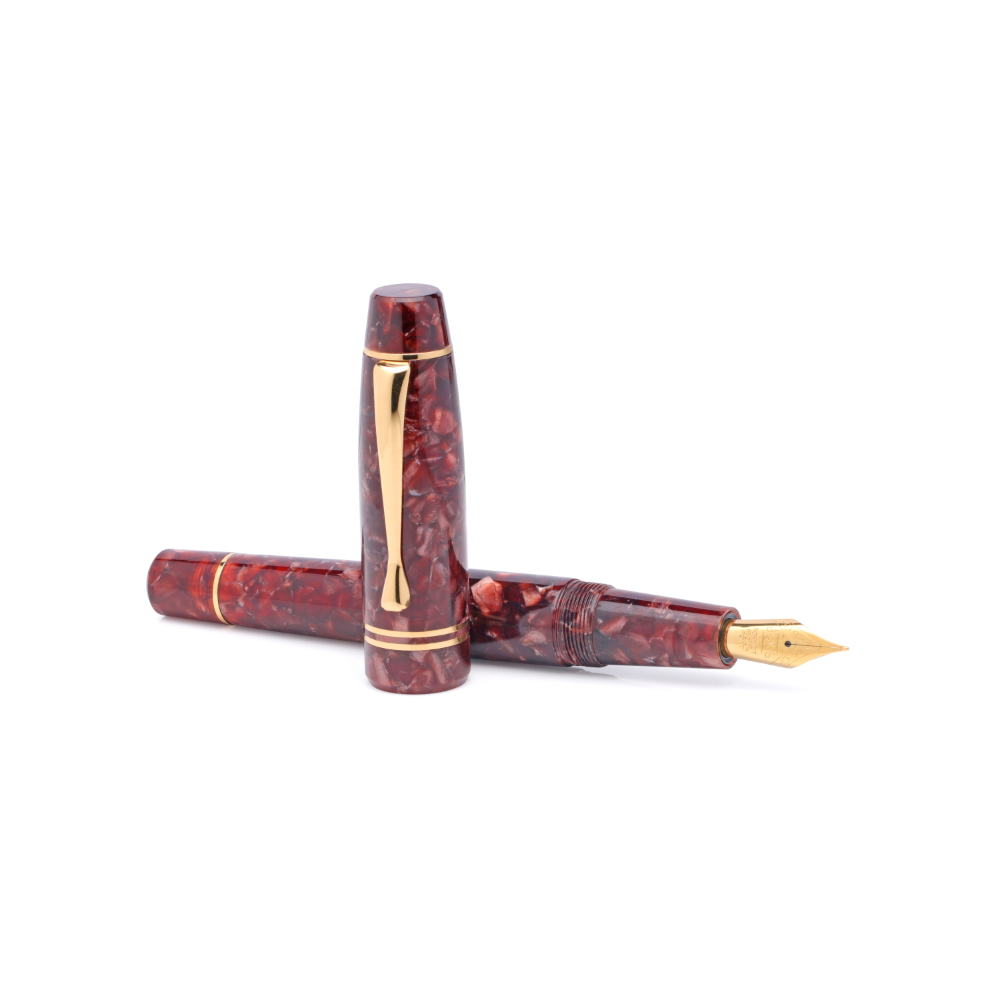 Magna Carta Elements Earth GT Fountain Pen Magna Carta Elements Earth GT Fountain Pen