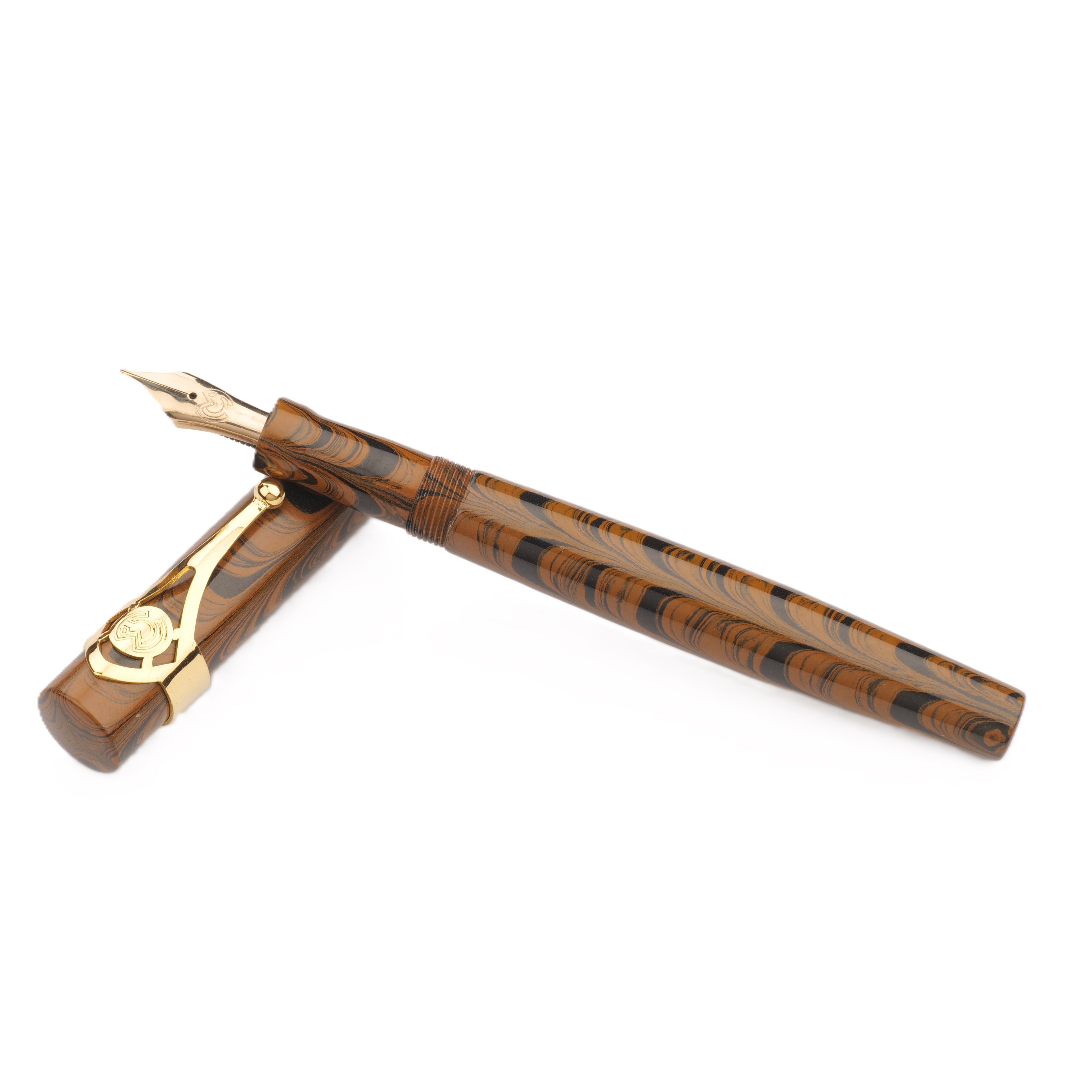 Magna Carta Mag 500 Brown Ripple Ebonite GT Fountain Pen Magna Carta Mag 500 Brown Ripple Ebonite GT Fountain Pen