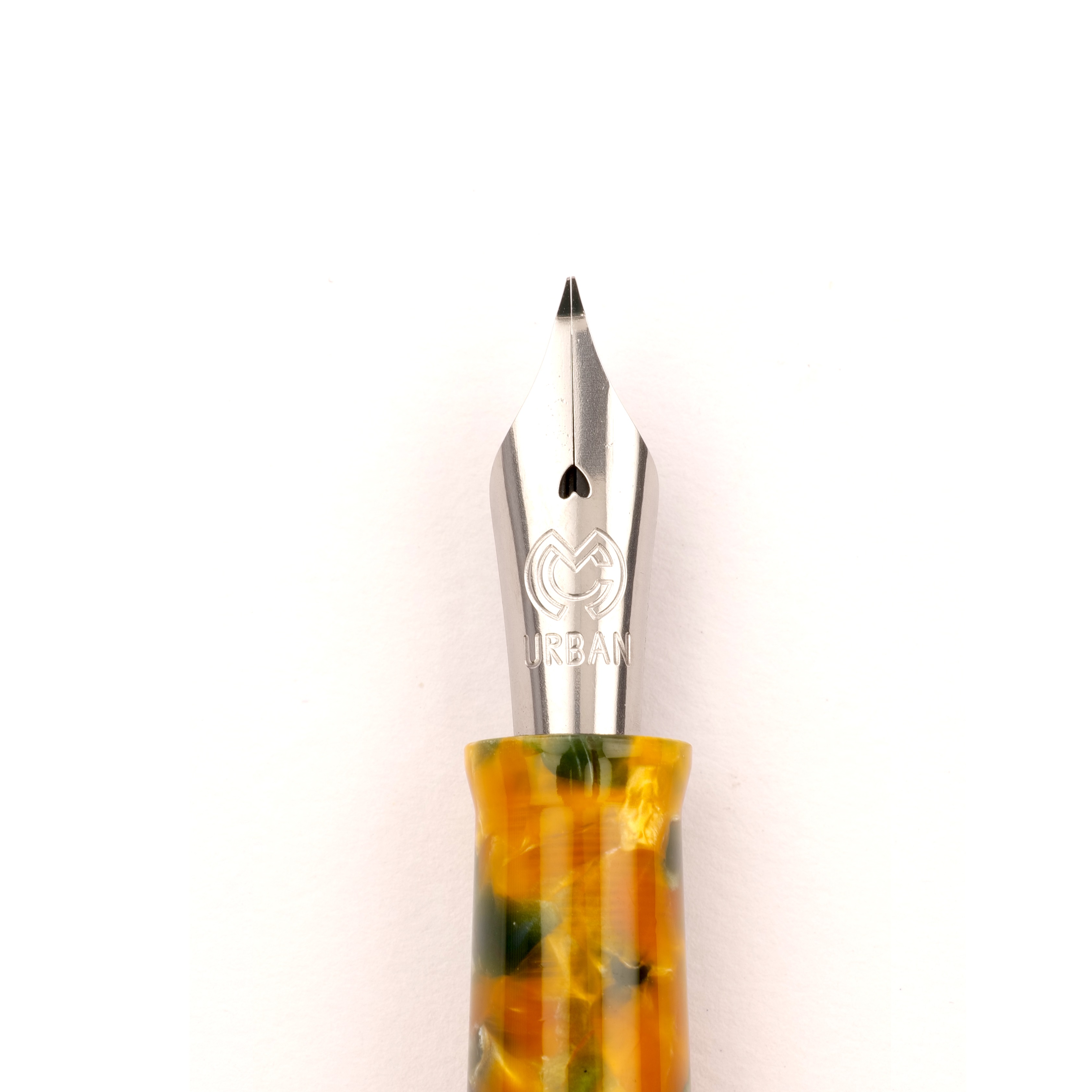 Magna Carta Urban Amberine ST Fude Fountain Pen Magna Carta Urban Amberine ST Fude Fountain Pen