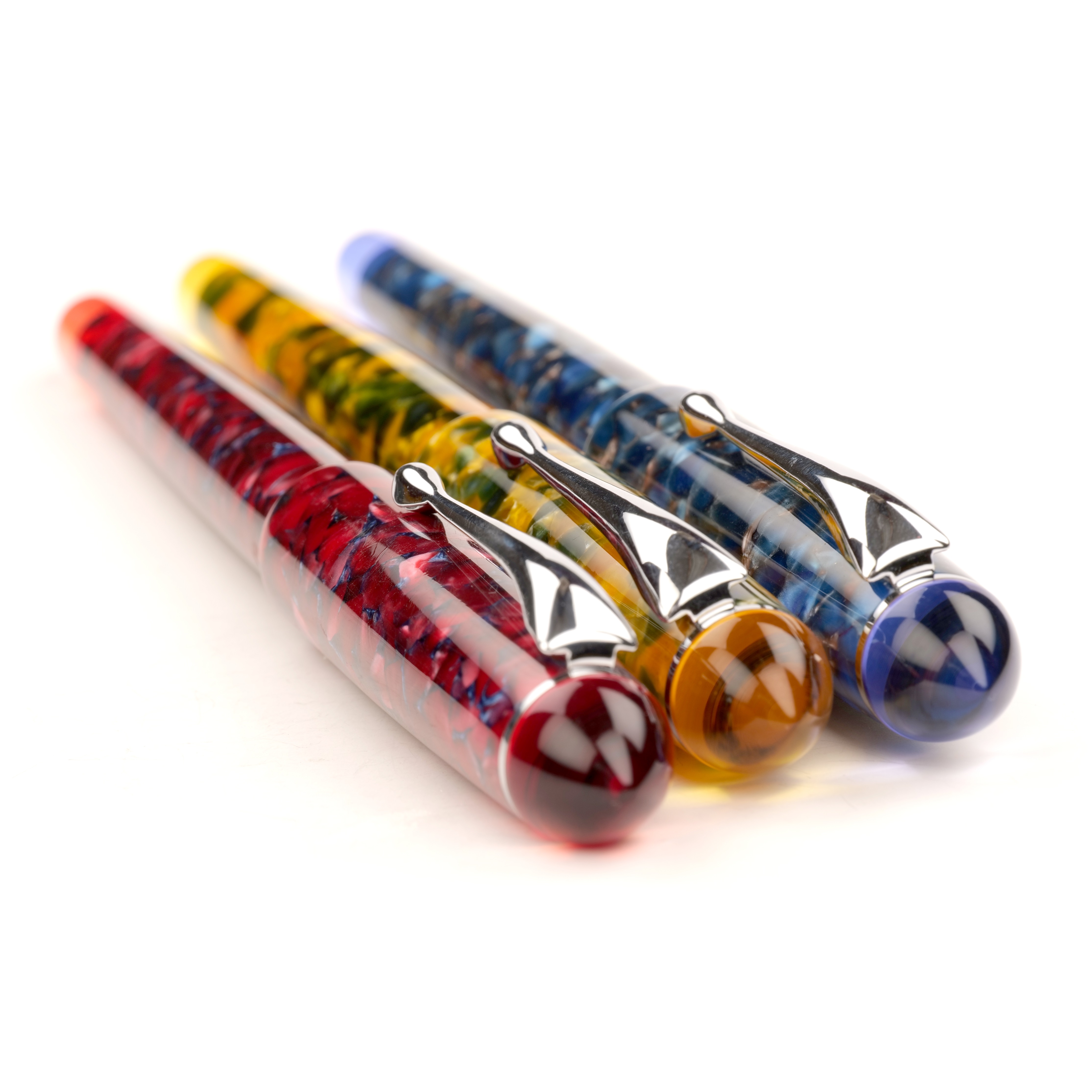 Magna Carta Urban Crimsonite ST Fude Fountain Pen Magna Carta Urban Crimsonite ST Fude Fountain Pen
