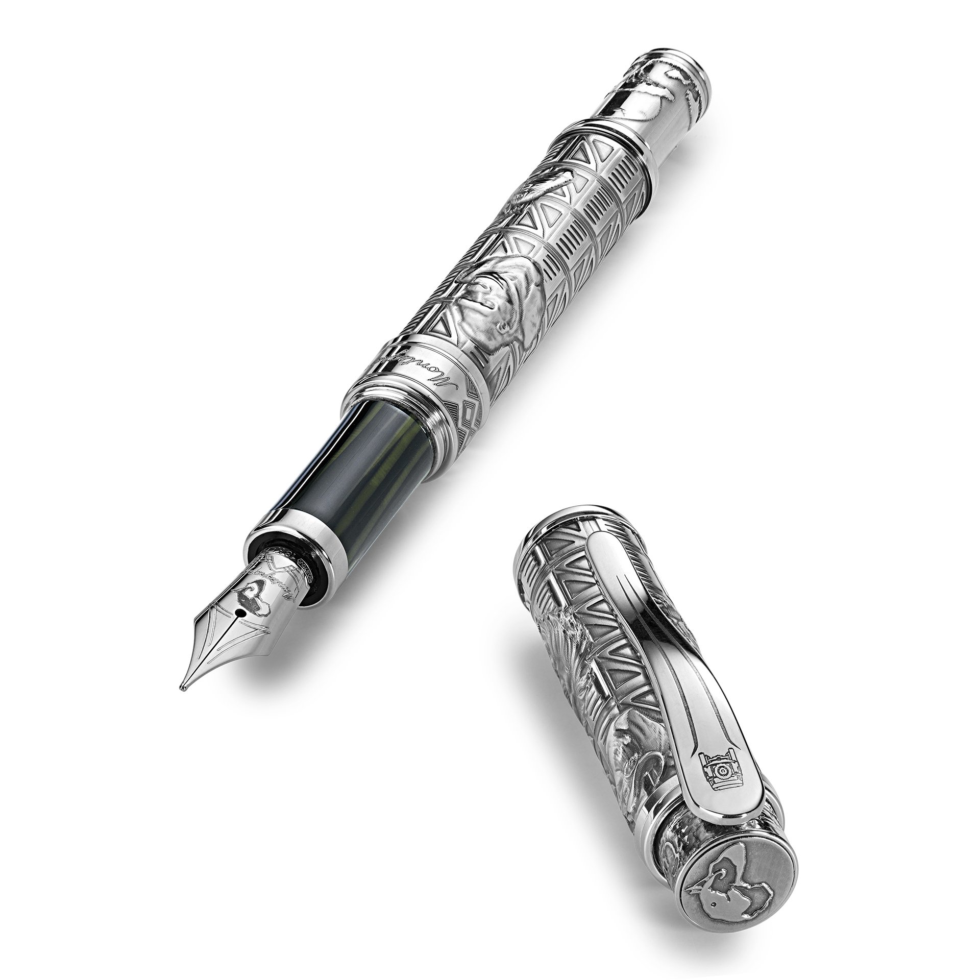 Montegrappa Hemingway The Adventurer Sterling Silver Fountain pen Montegrappa Hemingway The Adventurer Sterling Silver Fountain pen