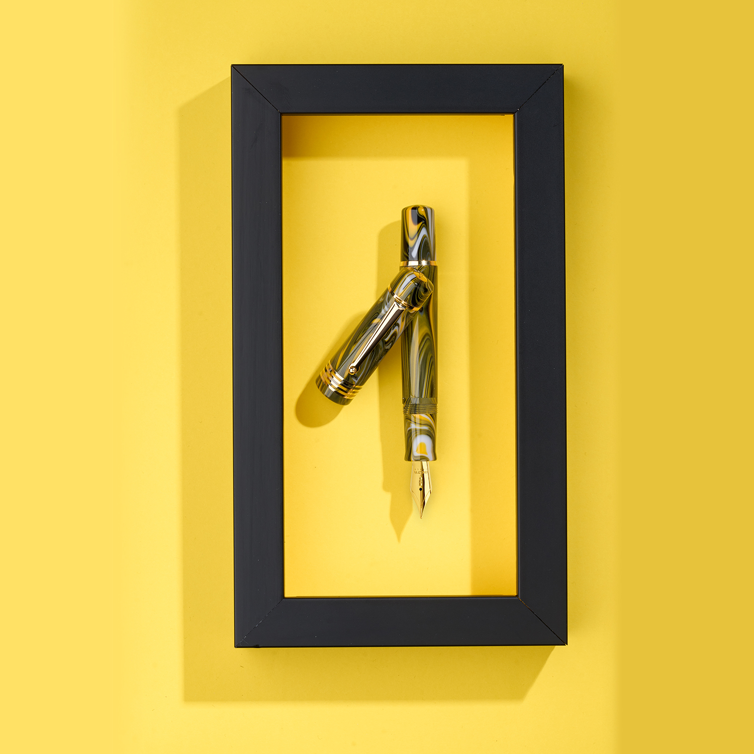 Delta Neo Gallery Marigold GT Fountain pen Delta Neo Gallery Marigold GT Fountain pen