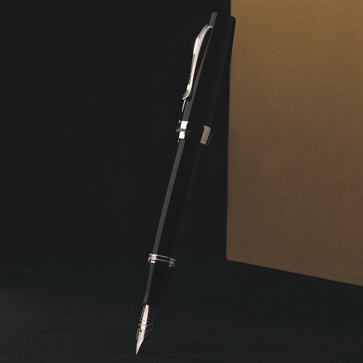Montegrappa Elmo 02 Jet Black Vulpen