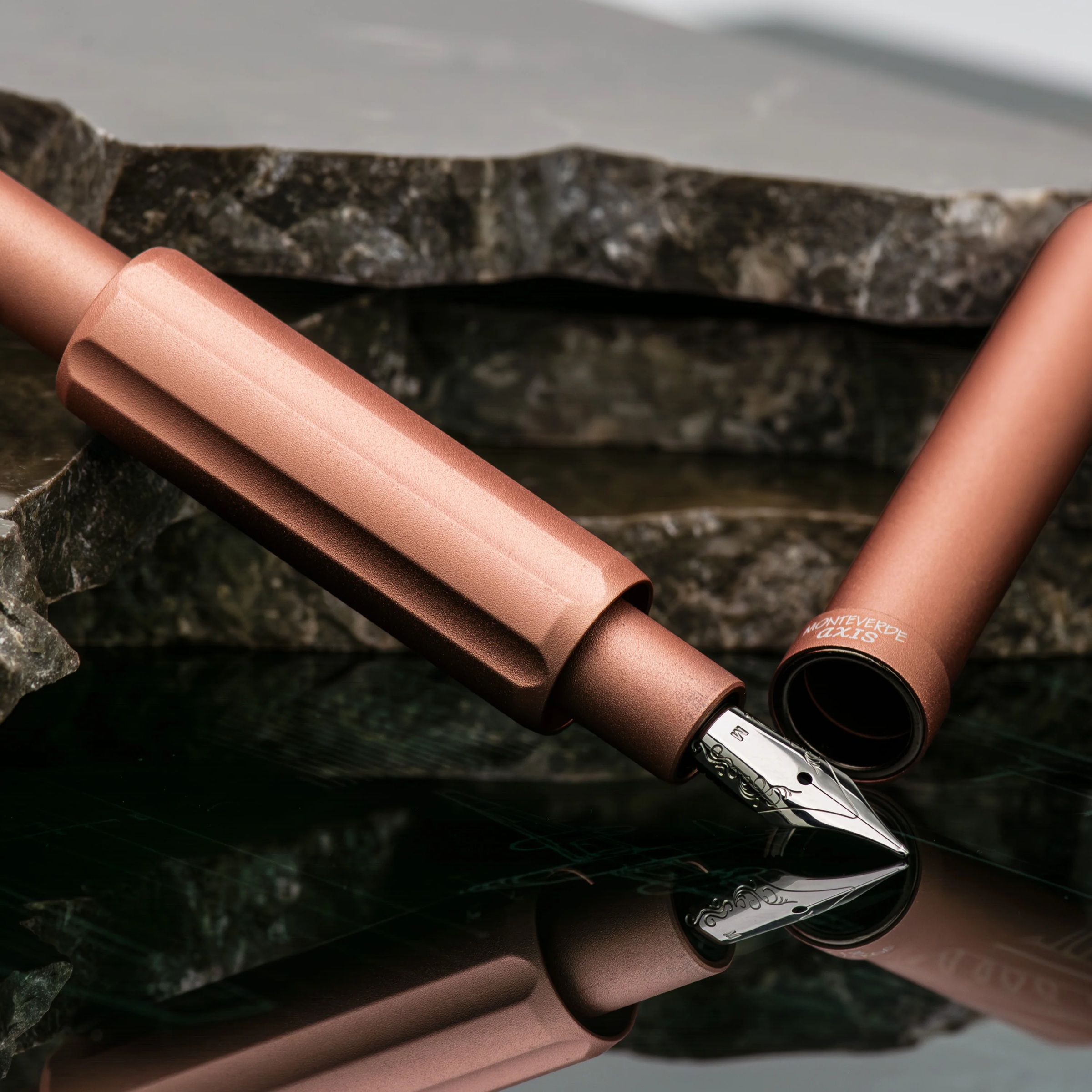 Monteverde Axis Matte Champagne Caneta de Tinta Permanente