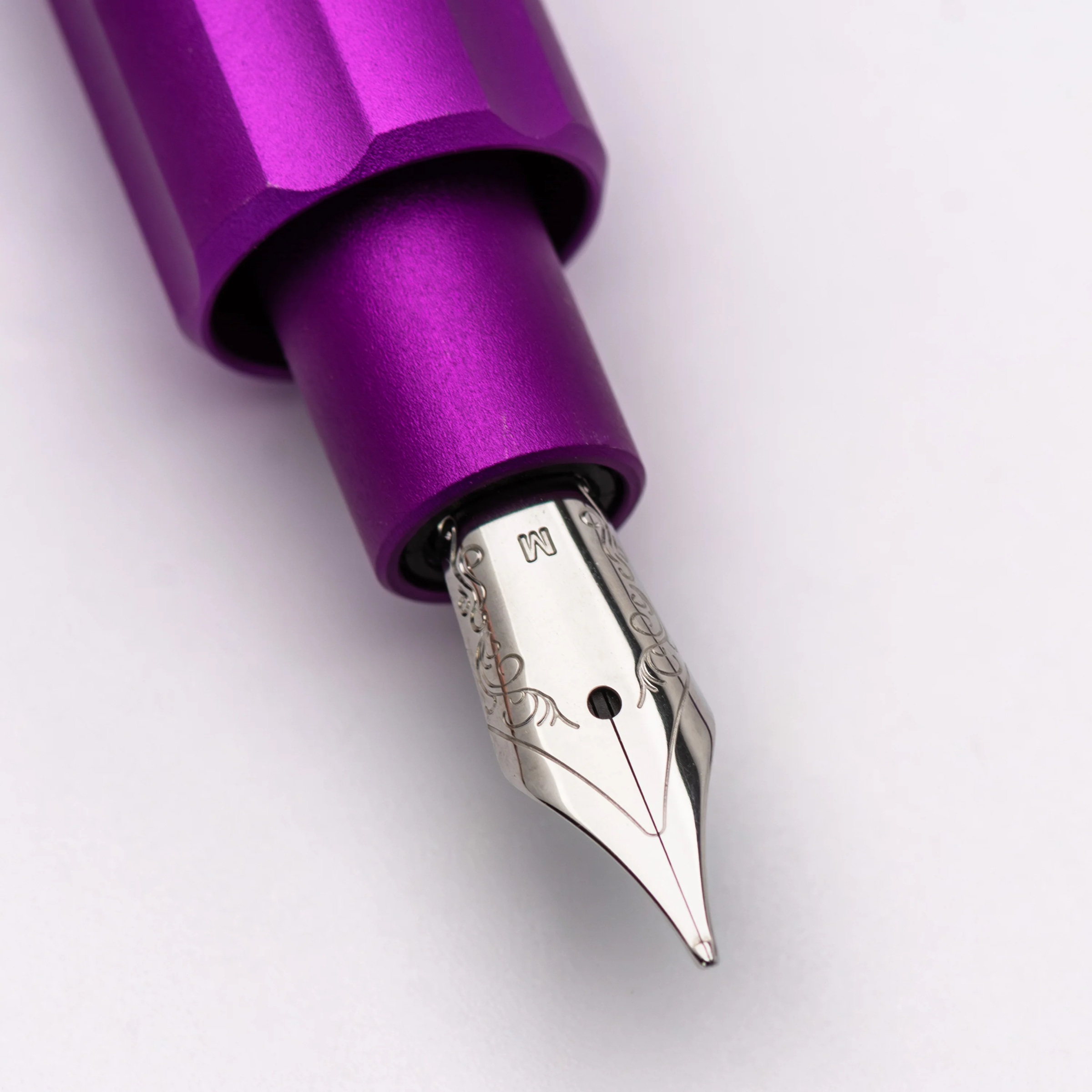 Monteverde Axis Matte Purple Stylo Plume