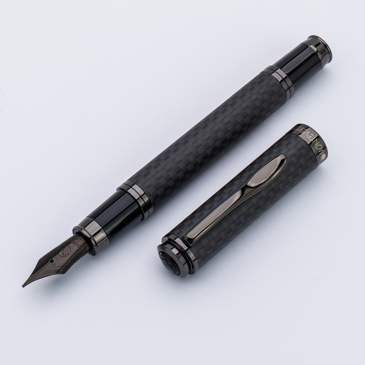 Monteverde Innova Matte Carbon Fiber Gunmetal Fountain Pen