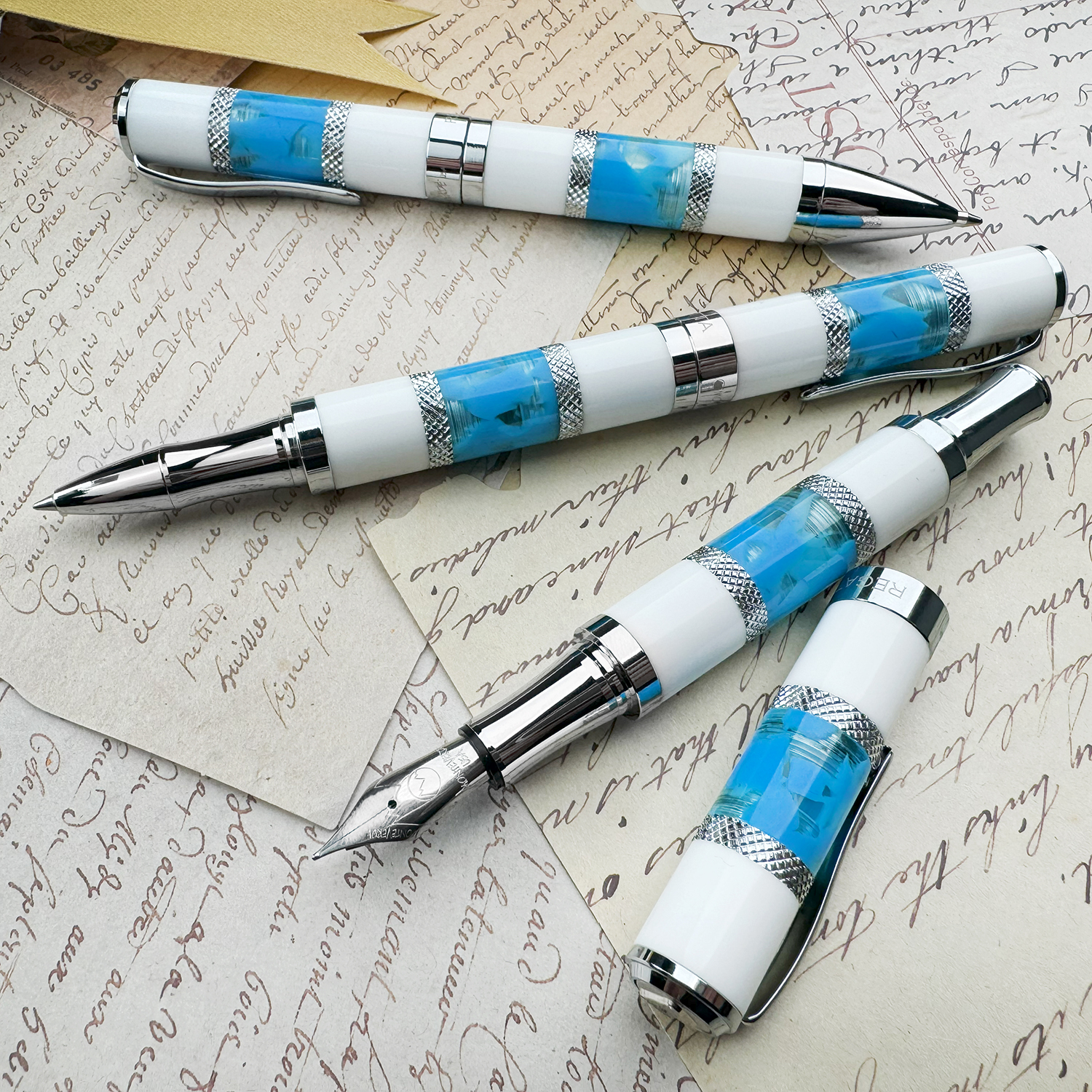 Monteverde Regatta Santorini Blue Fountain Pen Monteverde Regatta Santorini Blue Fountain Pen