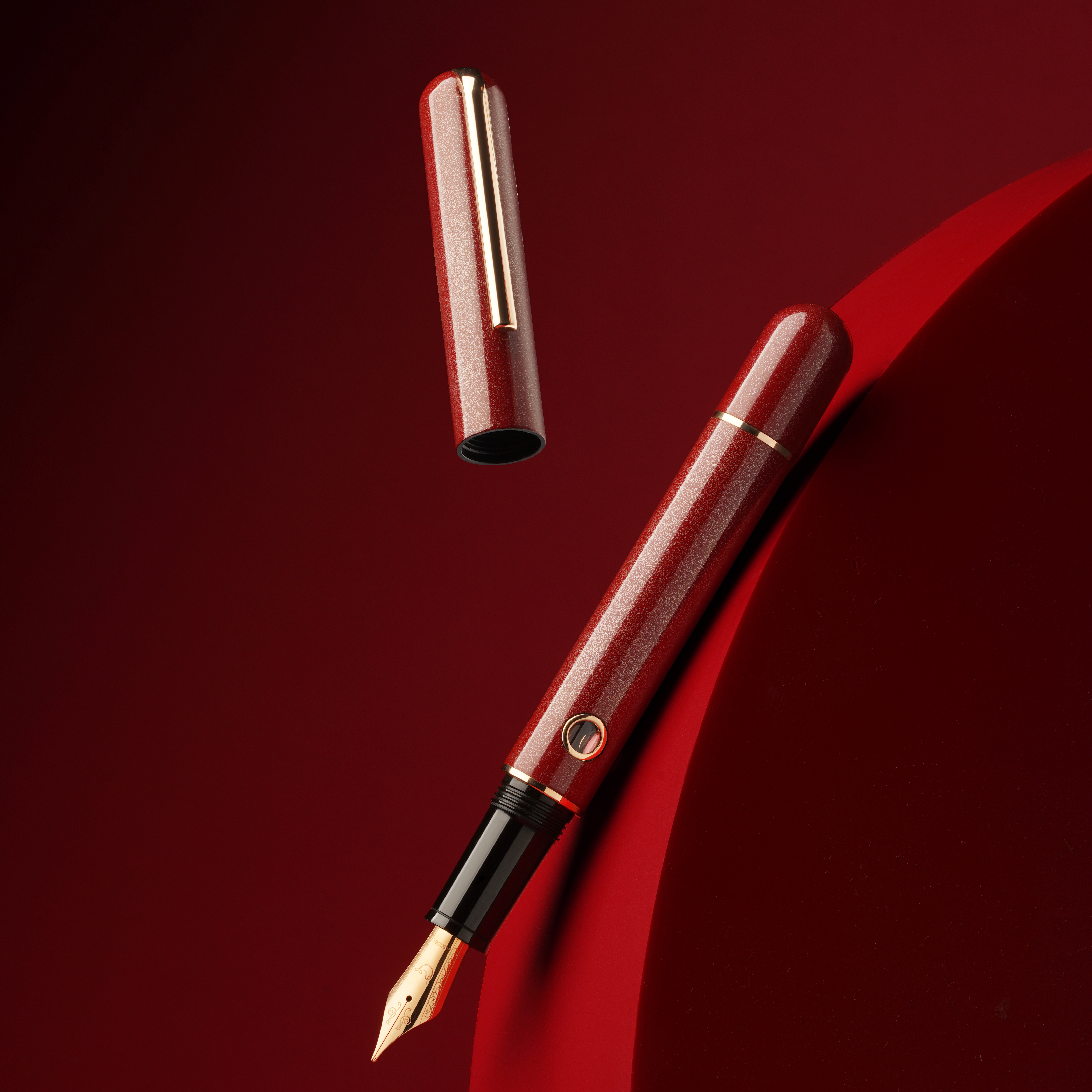 Nahvalur 365 Anniversary Roiro Garnet RGT Limited Edition Pluma Estilográfica