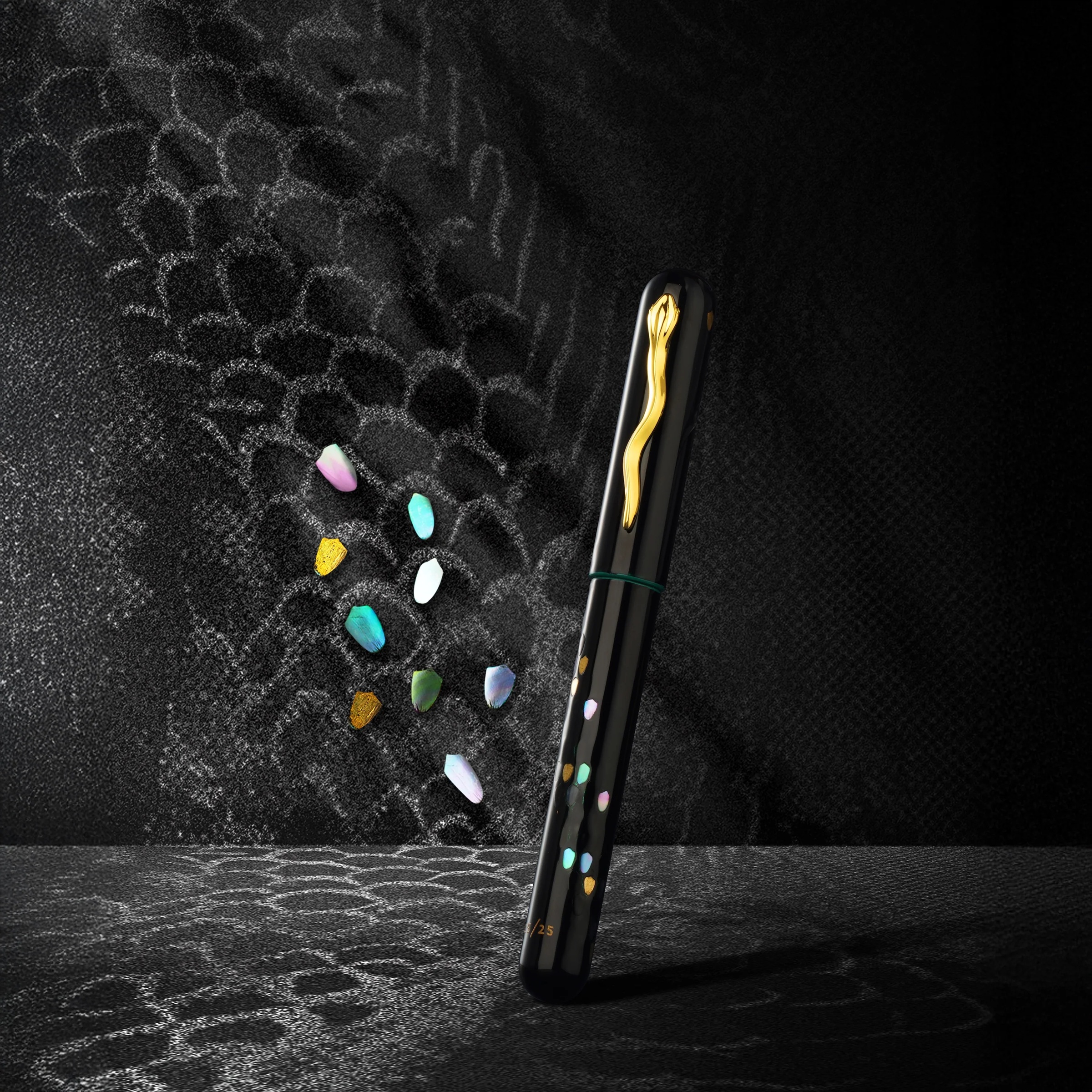 Ikkaku by Nahvalur Urushi Year of Snake LE Fountain pen Ikkaku by Nahvalur Urushi Year of Snake LE Fountain pen