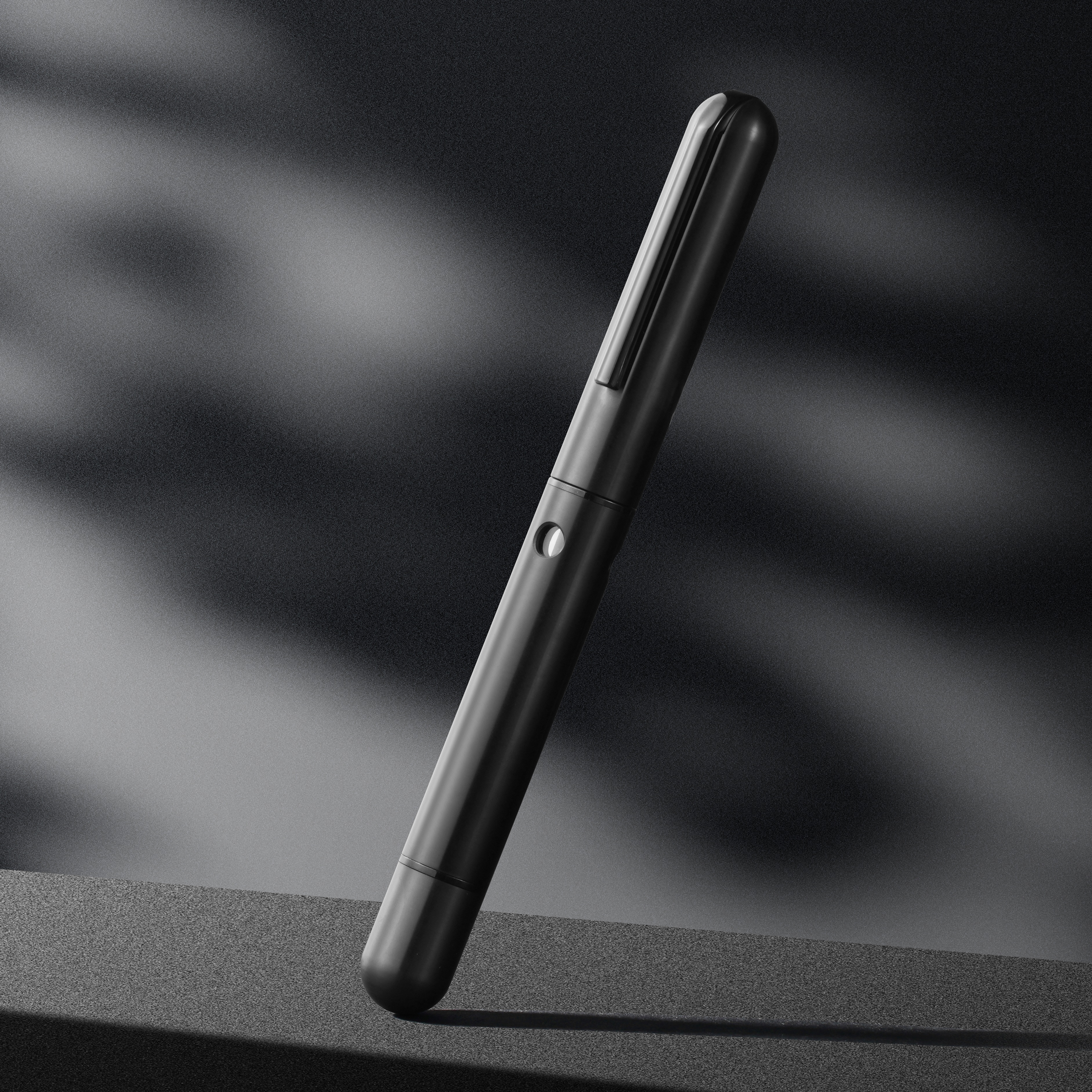 Nahvalur Nautilus Ti Black RT Fountain Pen Nahvalur Nautilus Ti Black RT Fountain Pen
