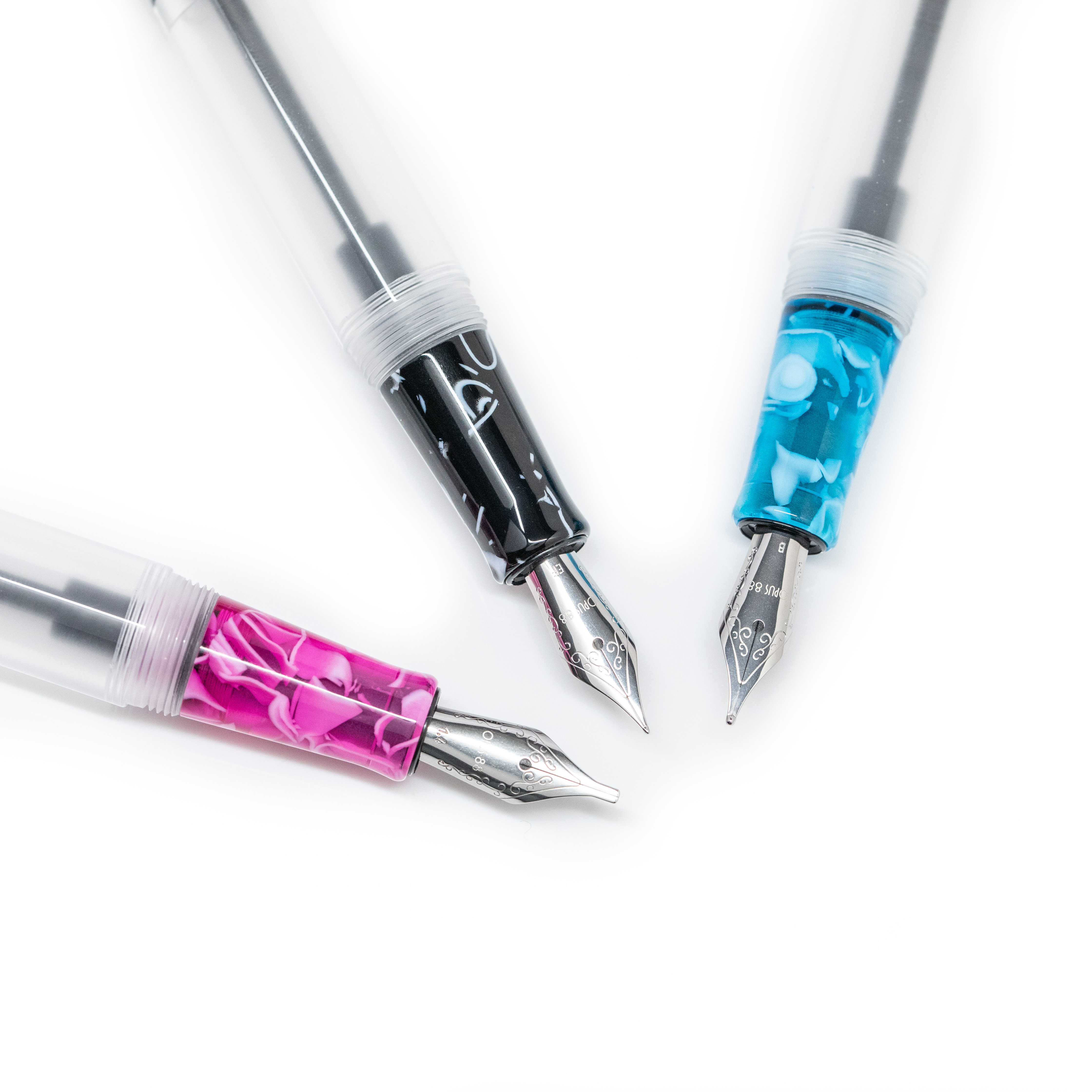 Opus 88 Koloro Demonstrator Hot Pink Fountain pen Opus 88 Koloro Demonstrator Hot Pink Fountain pen