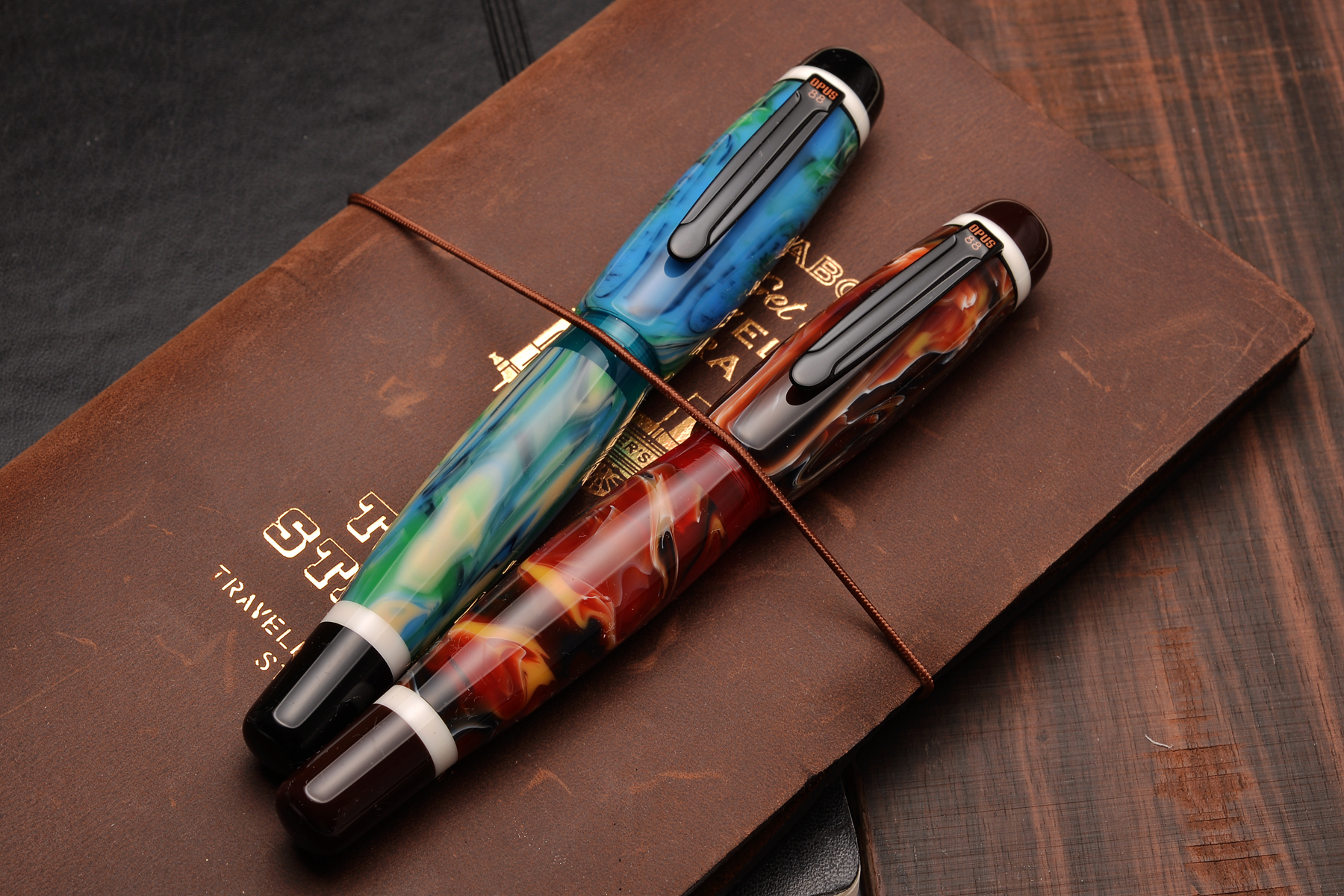 Opus 88 Bela Red Fountain pen Opus 88 Bela Red Fountain pen