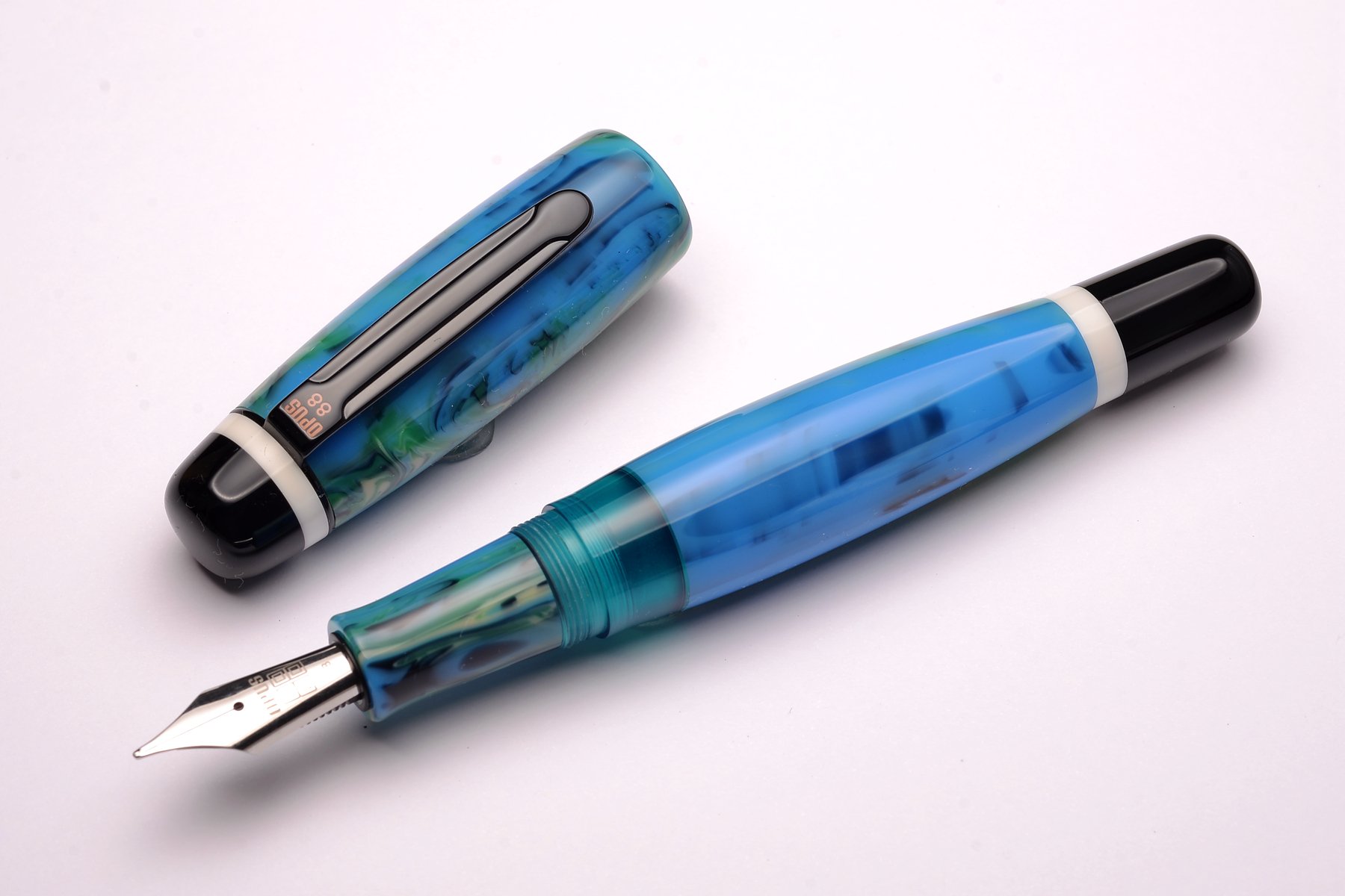 Opus 88 Bela Blue Fountain pen Opus 88 Bela Blue Fountain pen