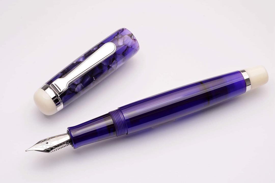 Opus 88 Omar Purple Fountain pen Opus 88 Omar Purple Fountain pen
