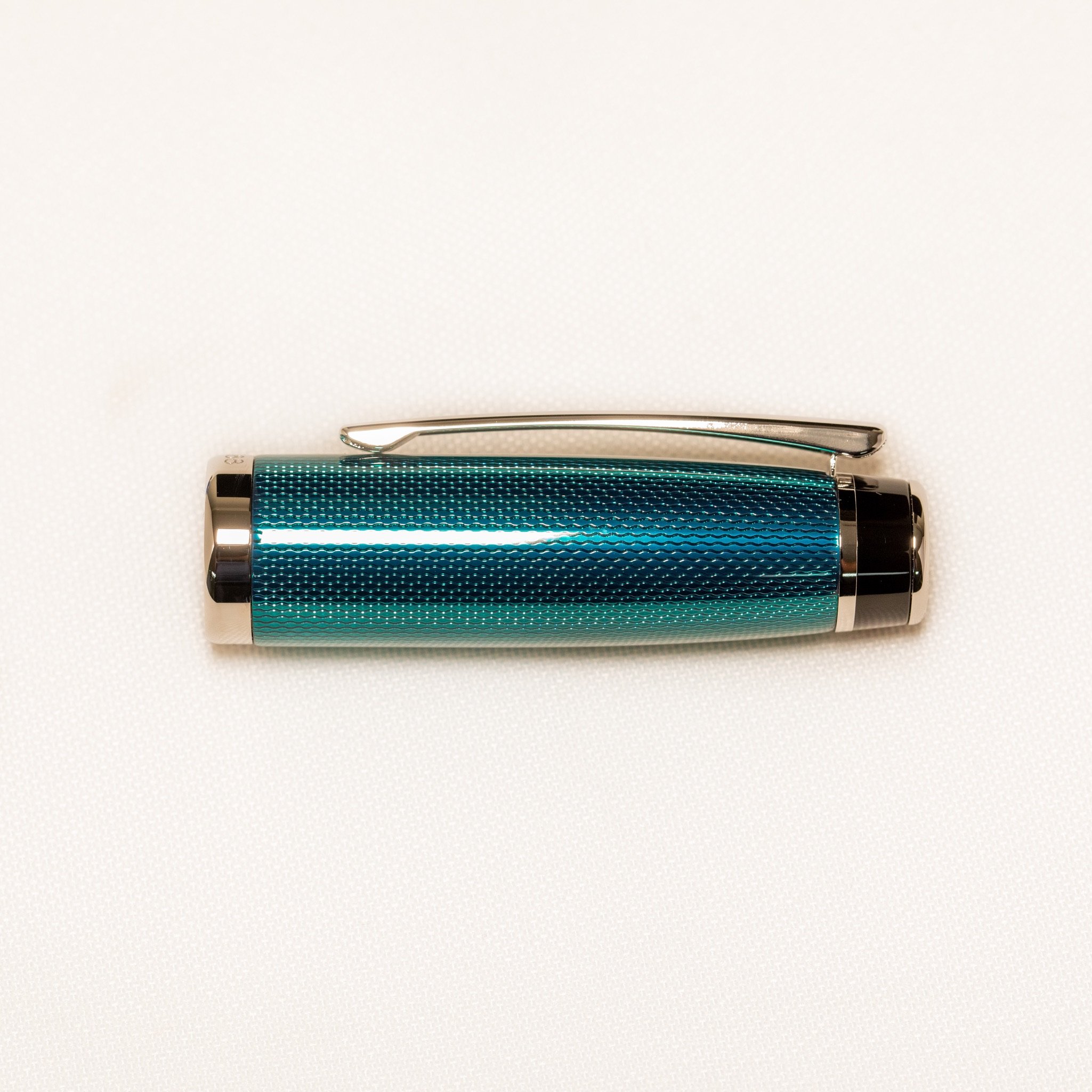 Opus 88 Opera Green Dot Fountain pen