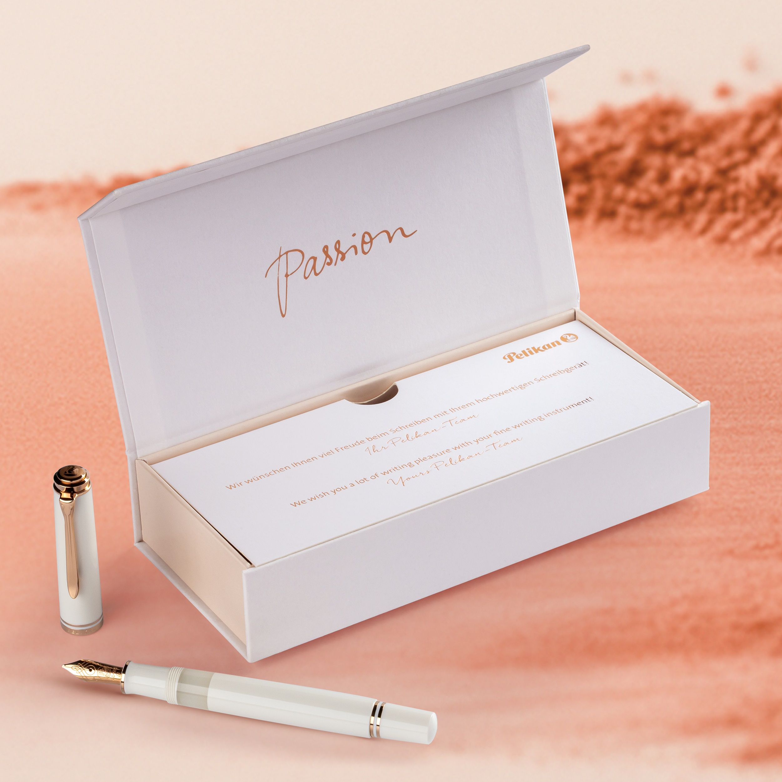 Pelikan Souverän M600 White Rose Gold Special Edition  Vulpen