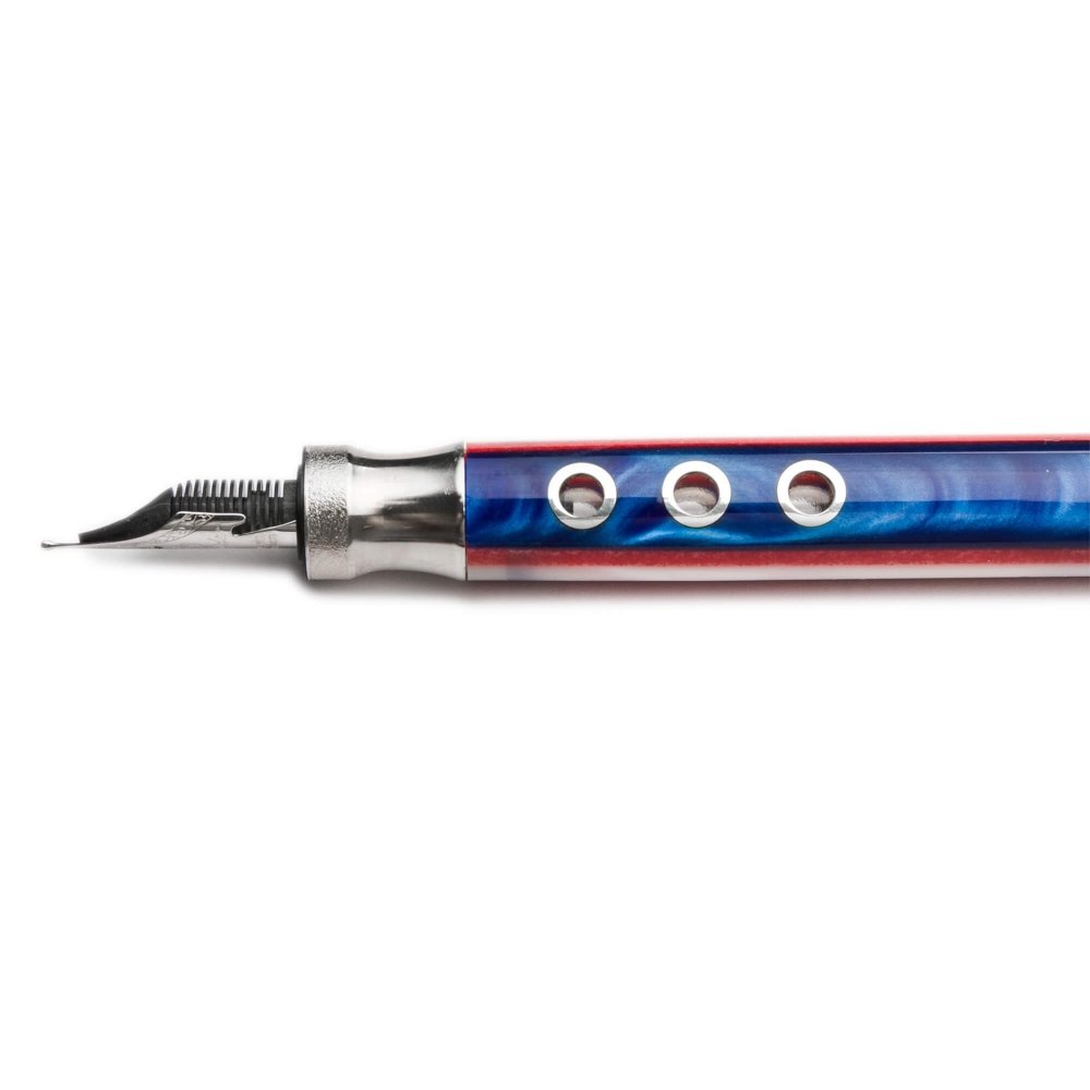 Pineider Queen Mary Fountain Pen Pineider Queen Mary Fountain Pen