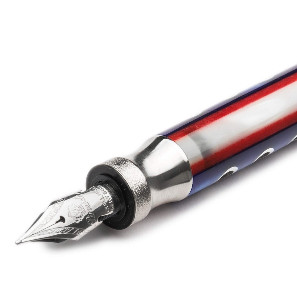 Pineider Queen Mary Fountain Pen Pineider Queen Mary Fountain Pen