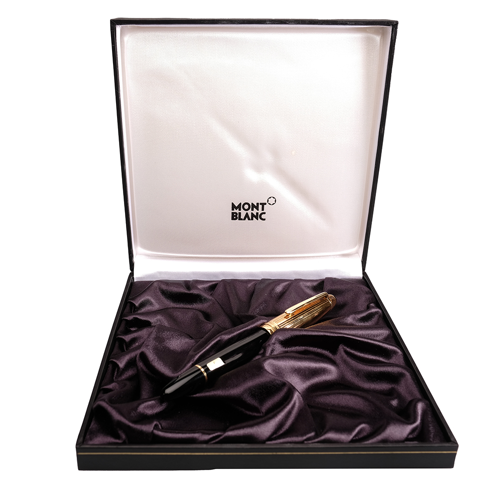Montblanc Meisterstück 146 LeGrand Doué Gold Plated Pinstripe  Fountain Pen Pre-owned