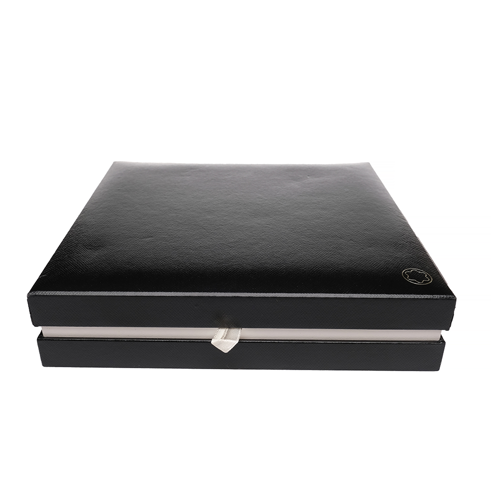 Montblanc Meisterstück Doué Classique 'Le Petit Prince & Planet' Fountain Pen Pre-owned