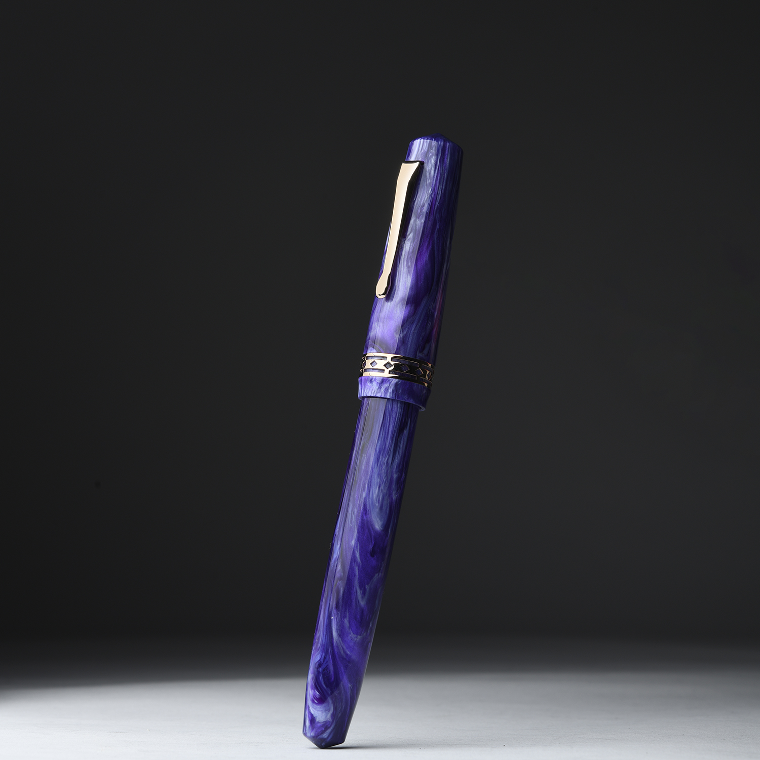 Radius Settimo Purple Swing Swirl RGT Fountain pen - Vulpen
